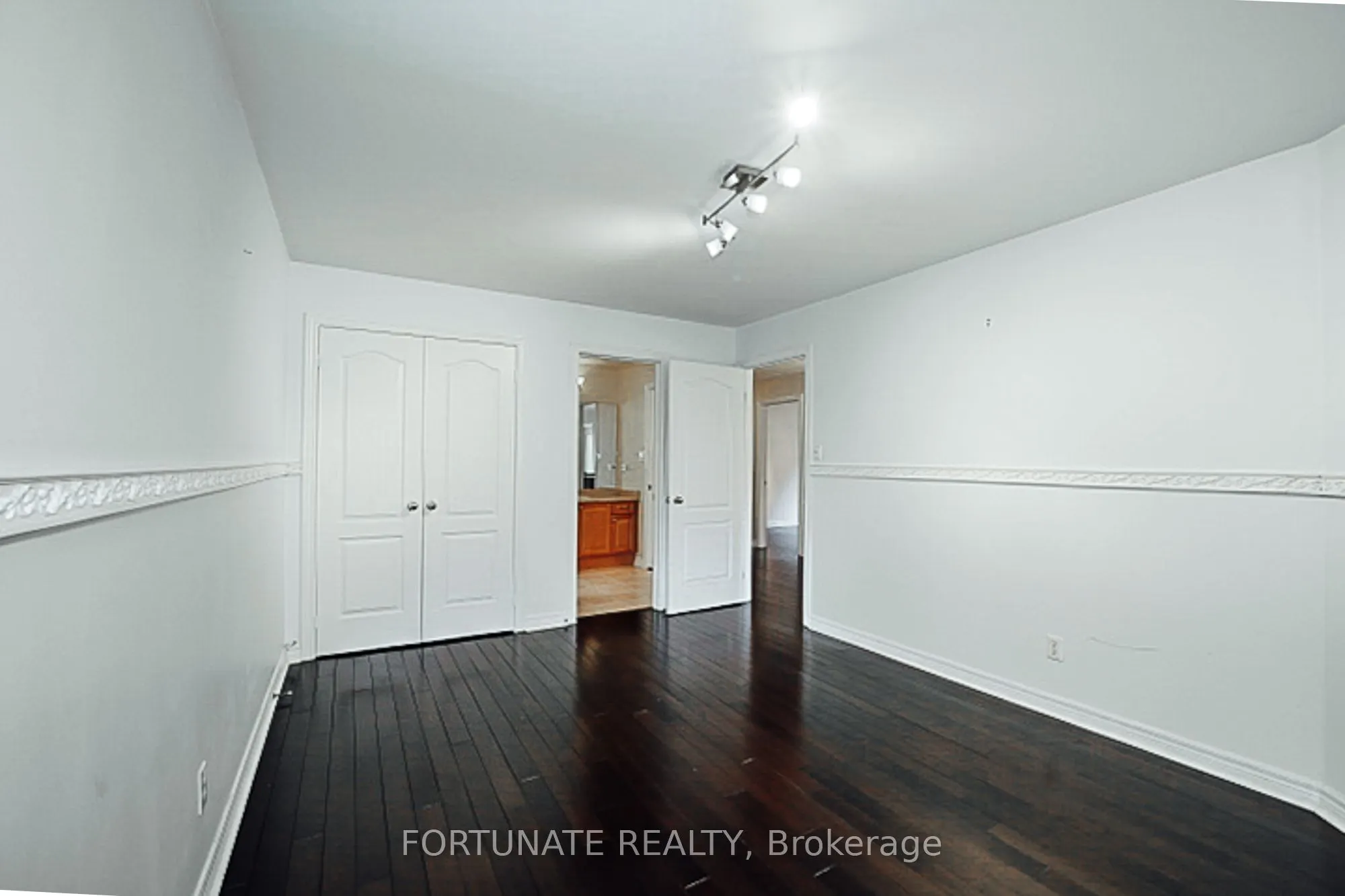 5175 Misty Pine Crescent