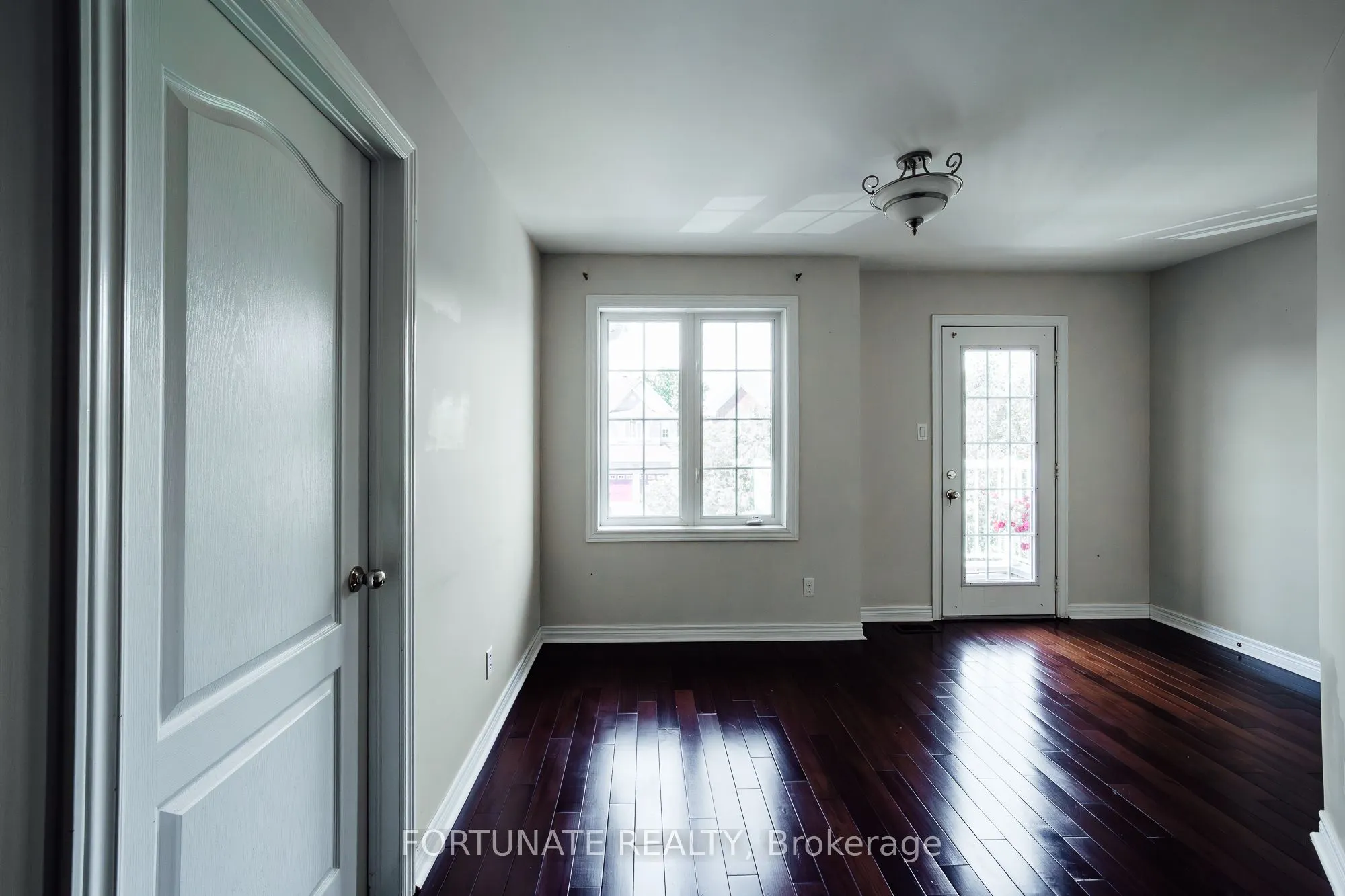 5175 Misty Pine Crescent