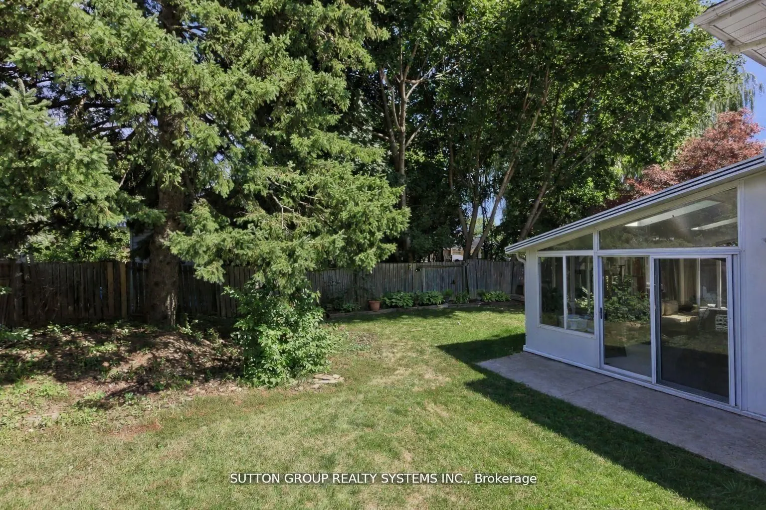 1535 Thetford Court