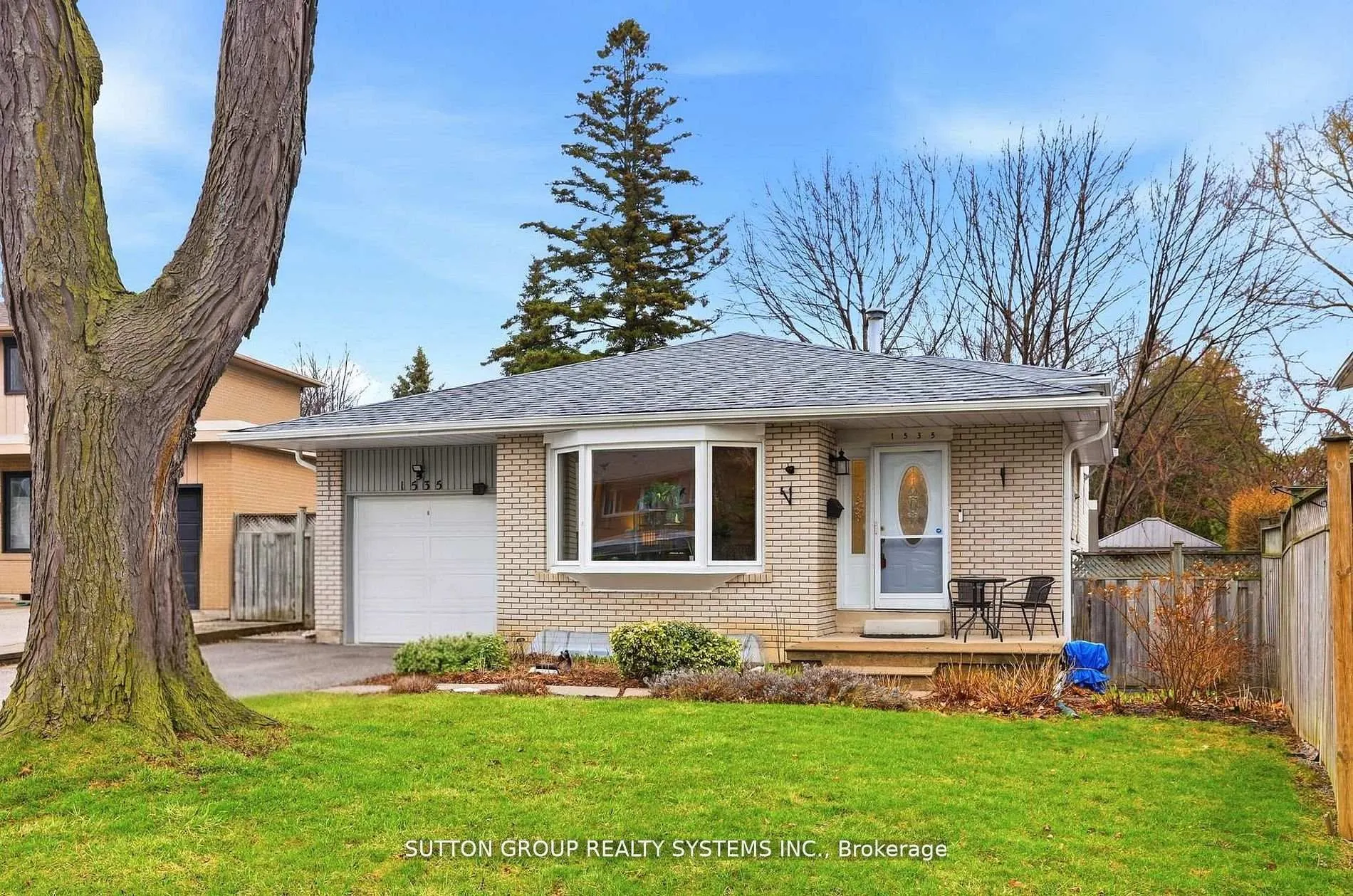 1535 Thetford Court