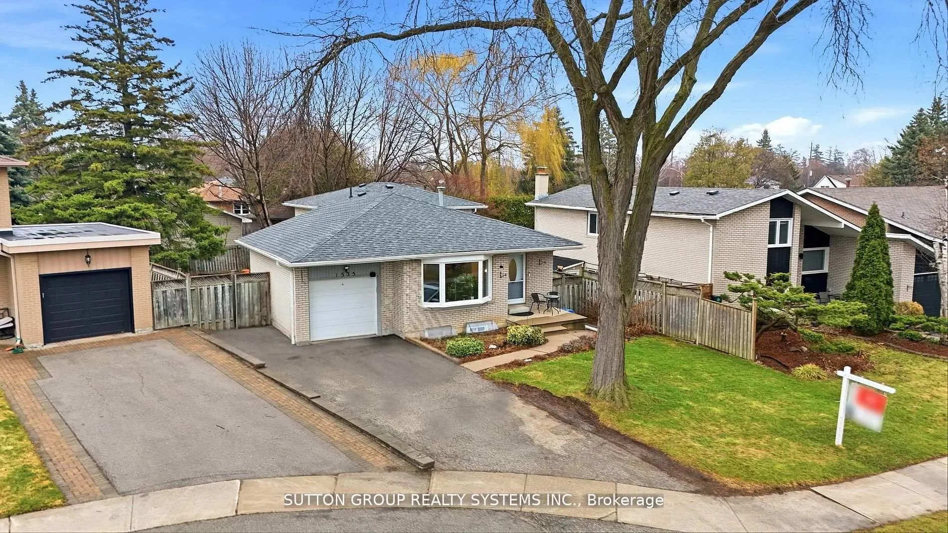 1535 Thetford Court