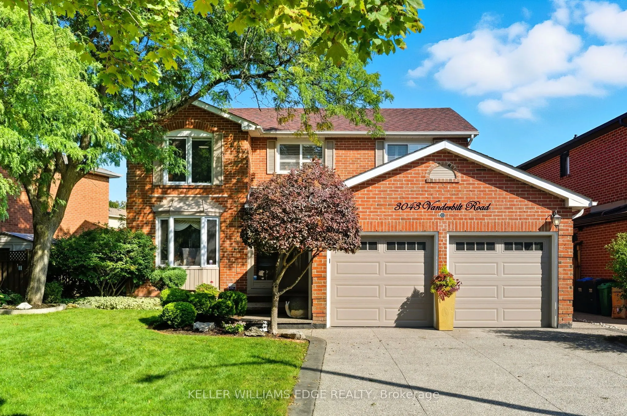 3043 Vanderbilt Road