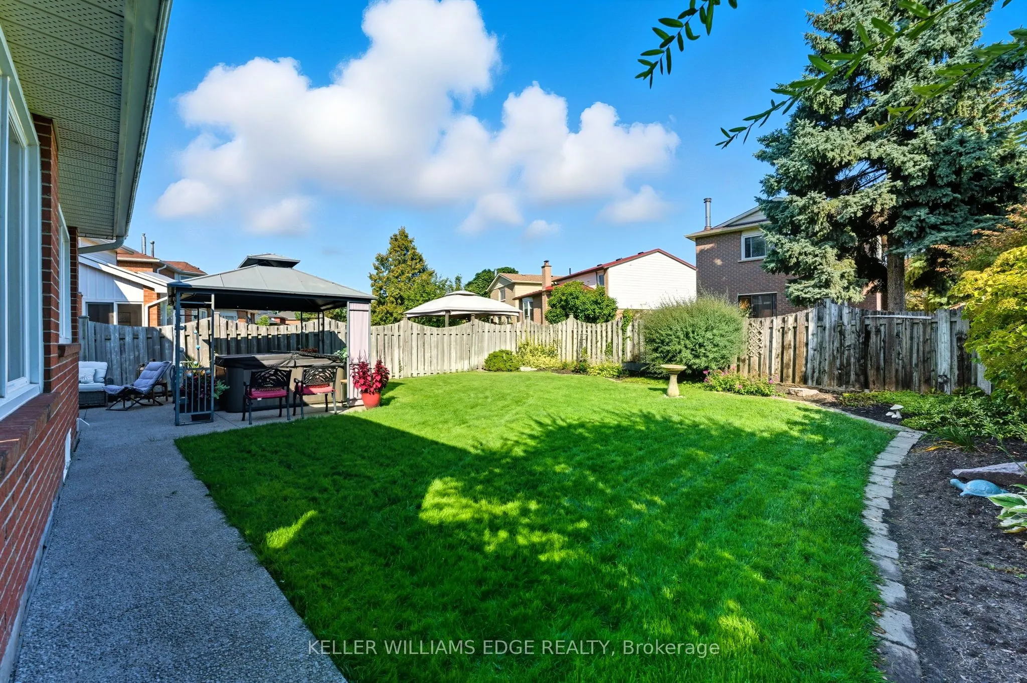 3043 Vanderbilt Road
