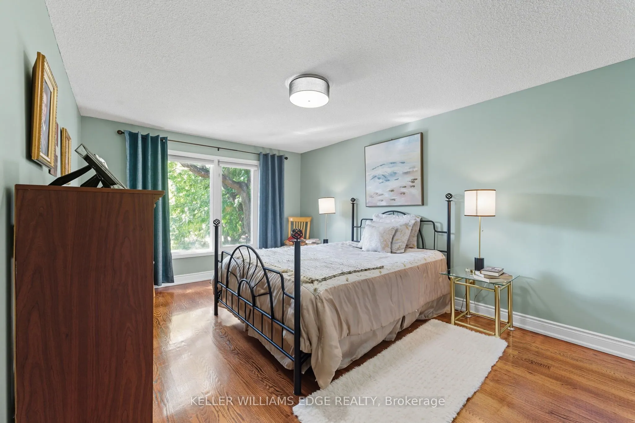 3043 Vanderbilt Road