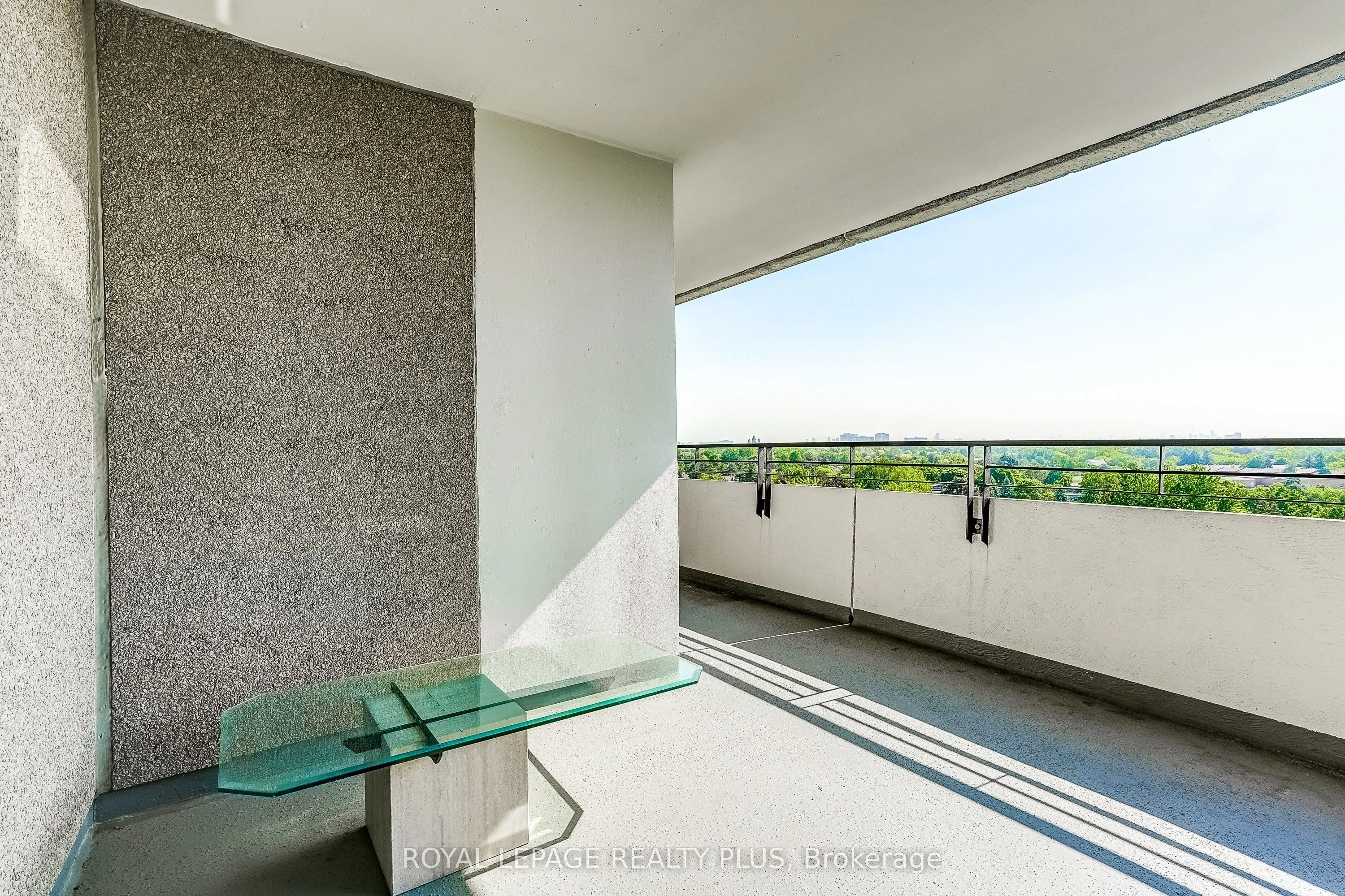 1320 Mississauga Valley Boulevard #906