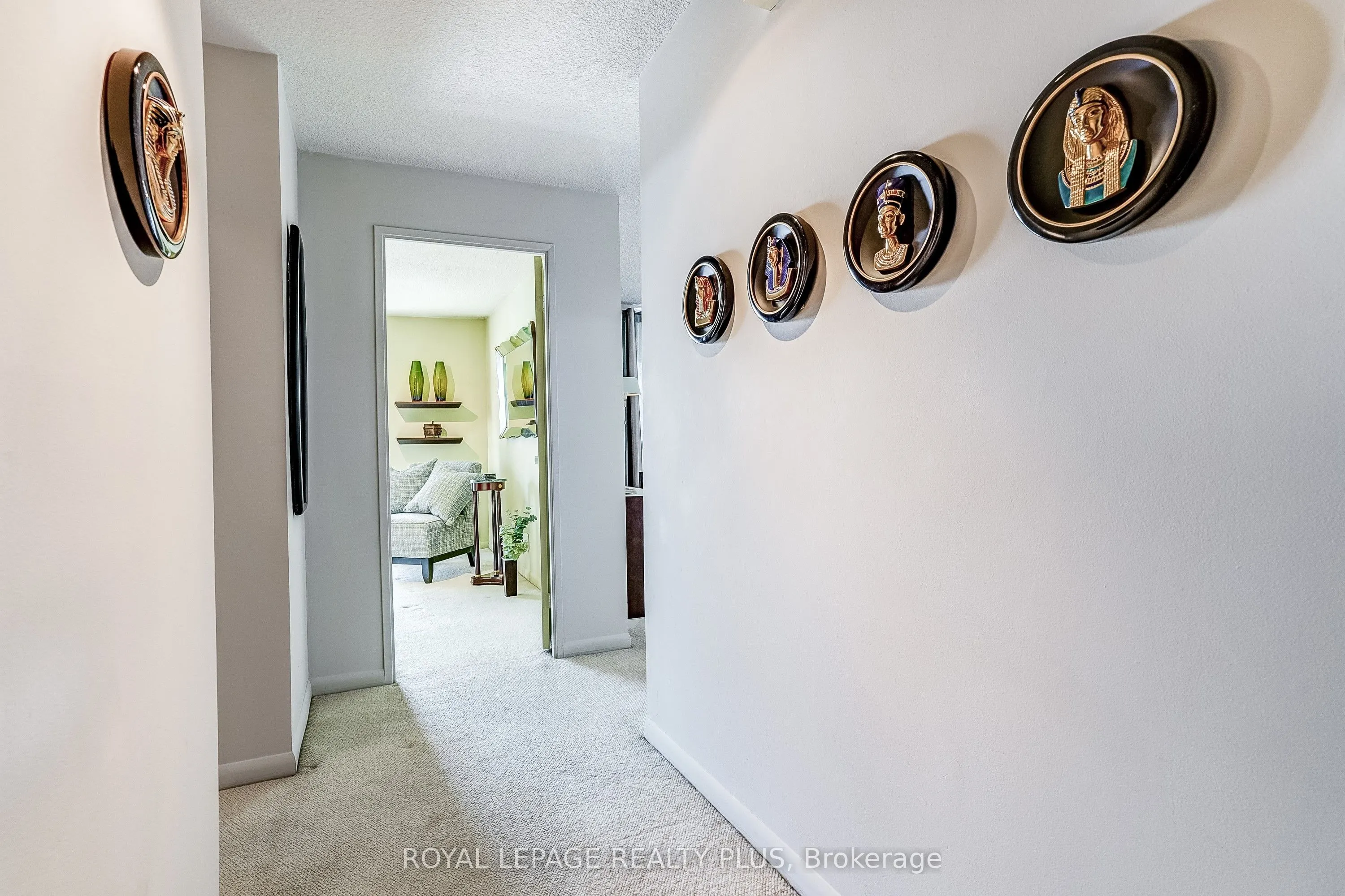 1320 Mississauga Valley Boulevard #906