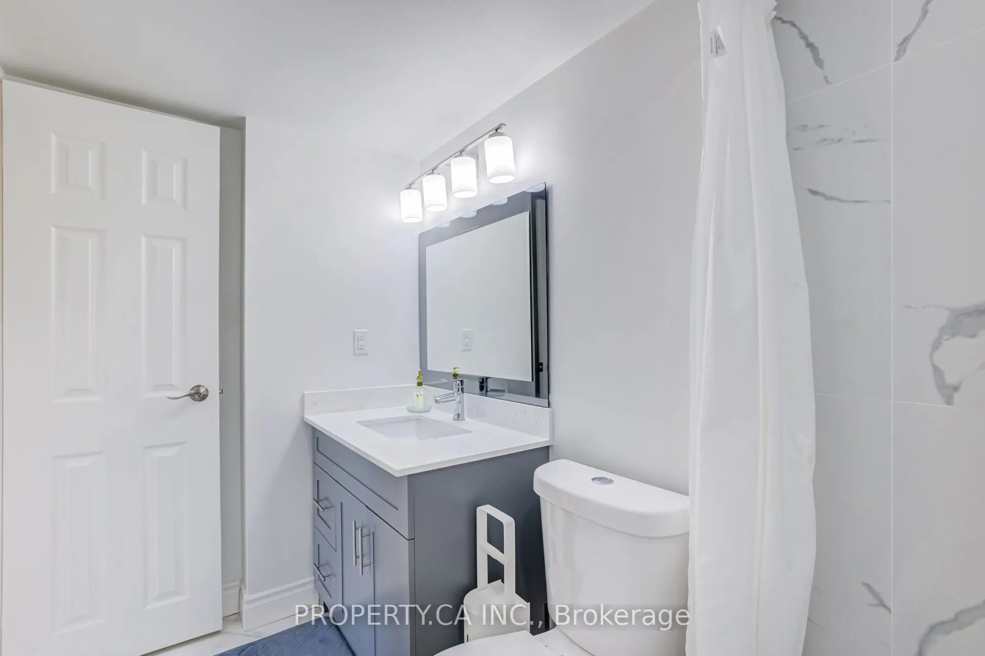 966 Inverhouse Drive #109