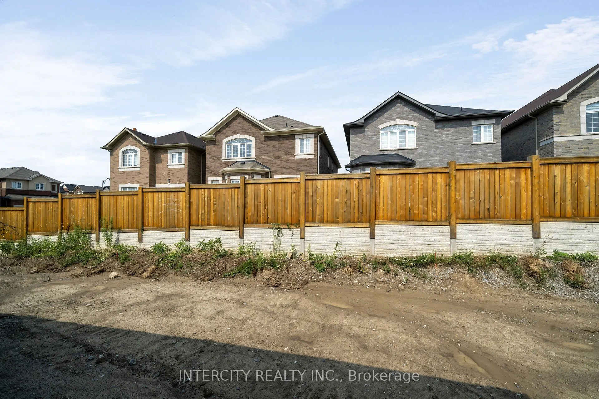 3 Ruby Lane
