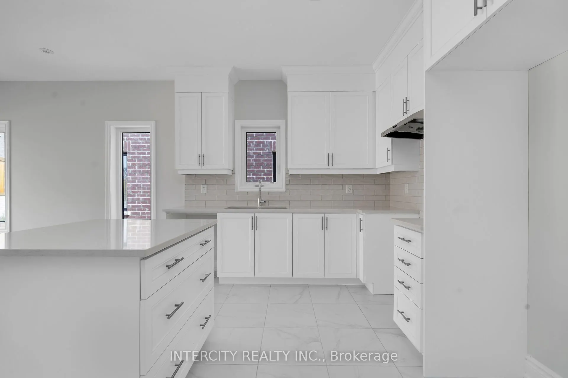 3 Ruby Lane
