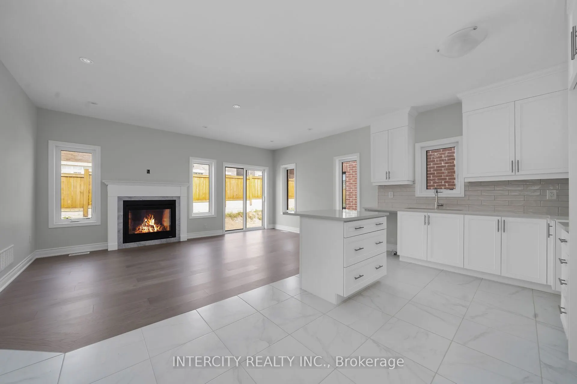 3 Ruby Lane