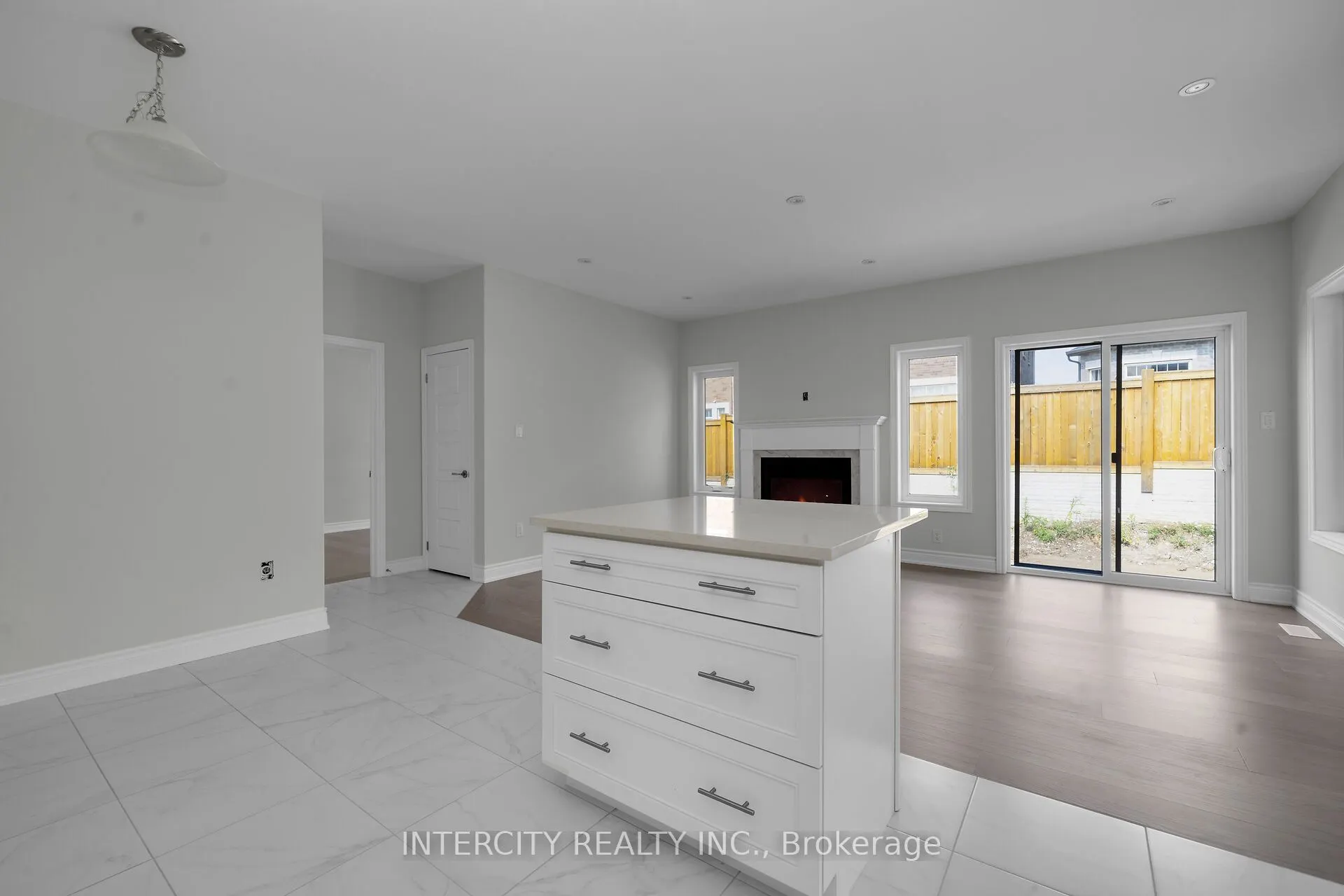 3 Ruby Lane