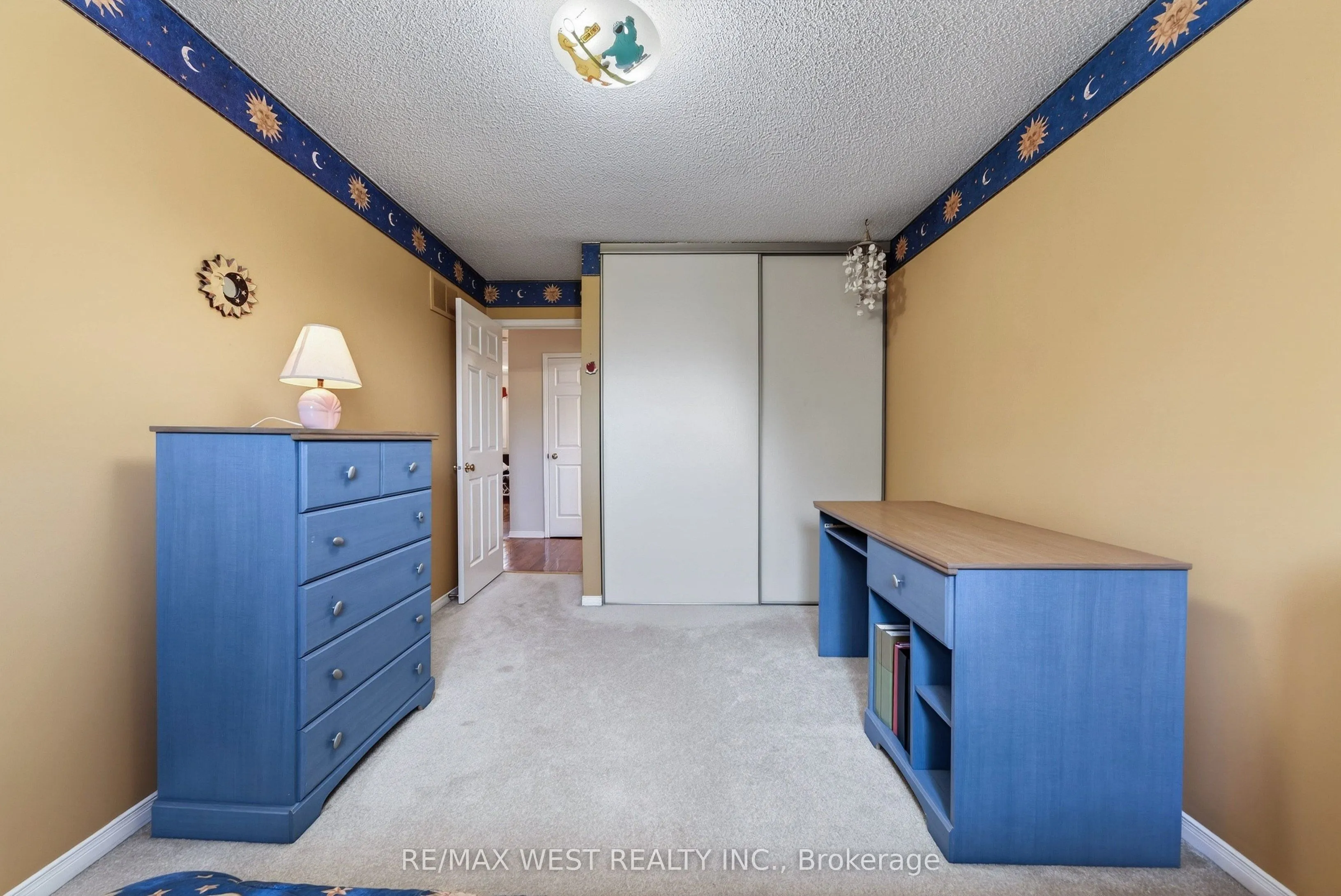 88 Palomino Drive
