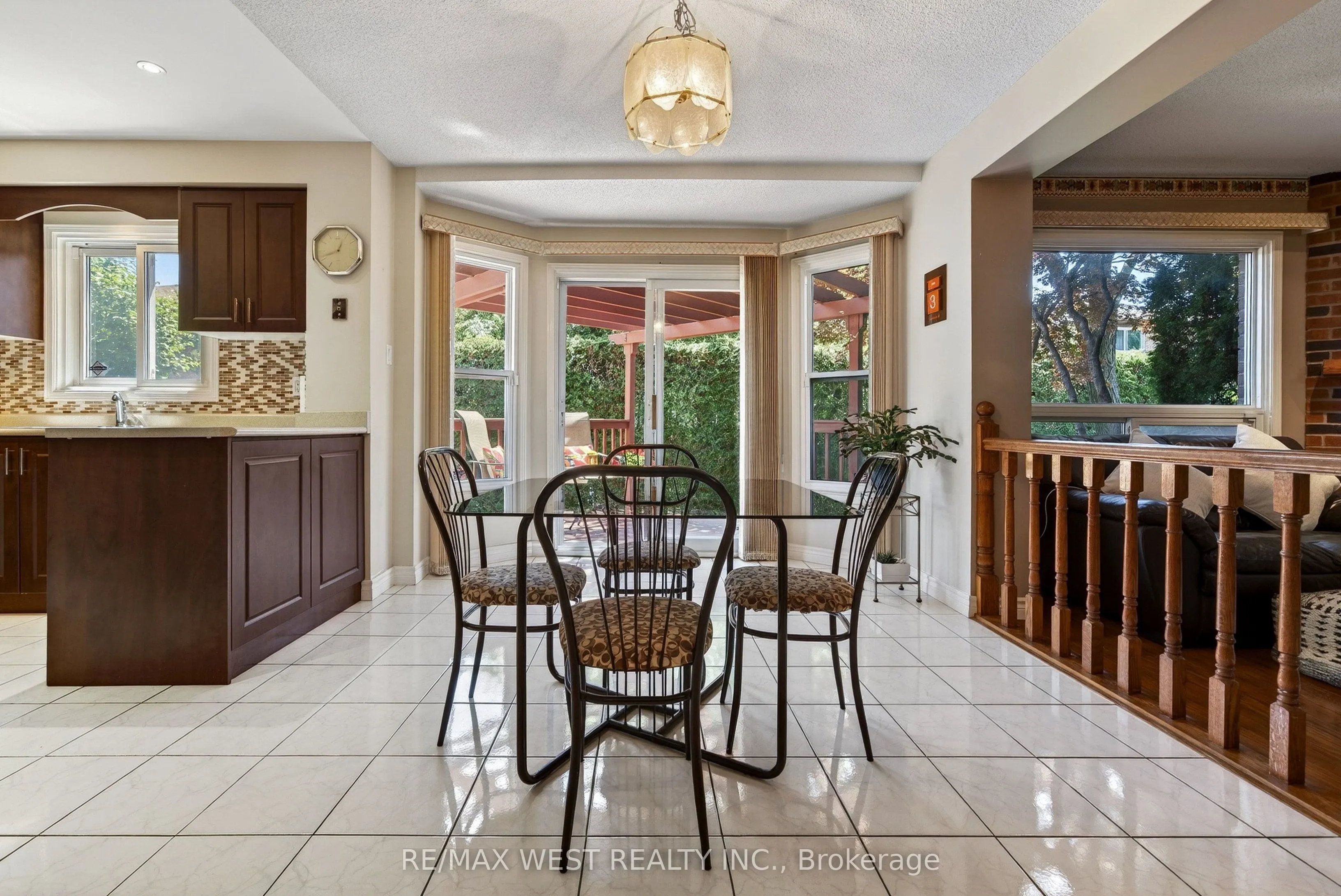 88 Palomino Drive