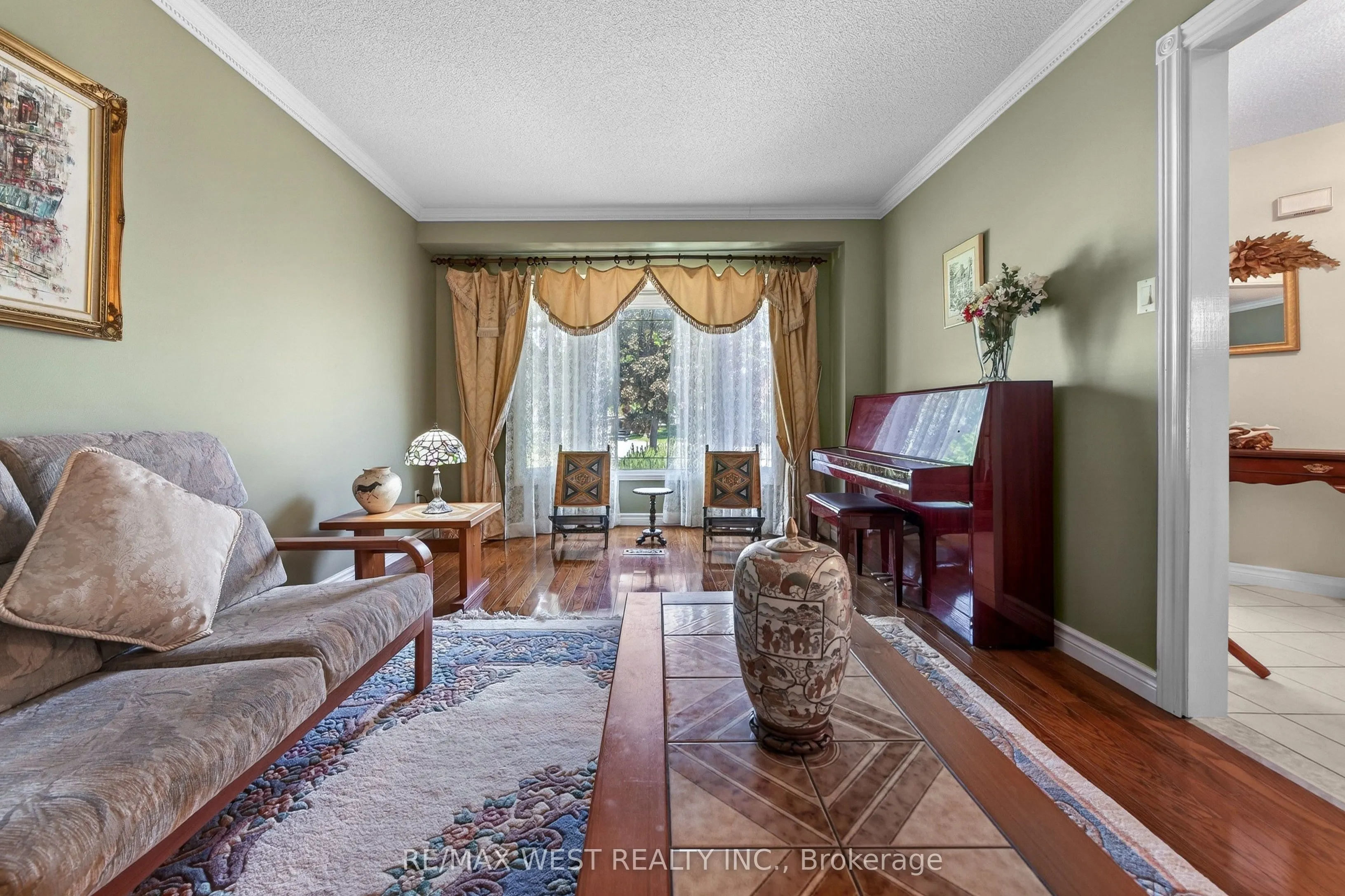 88 Palomino Drive