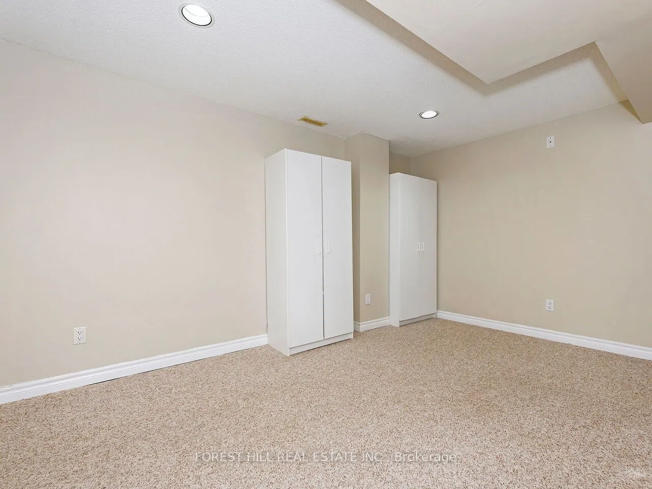4174 Rossland Crescent