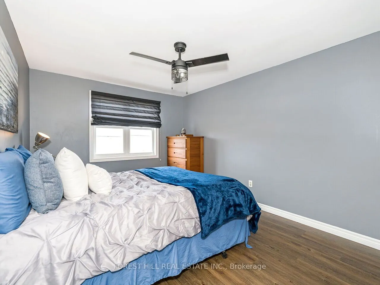4174 Rossland Crescent