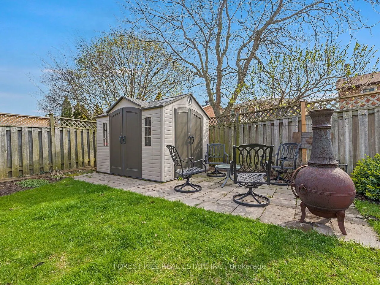 4174 Rossland Crescent