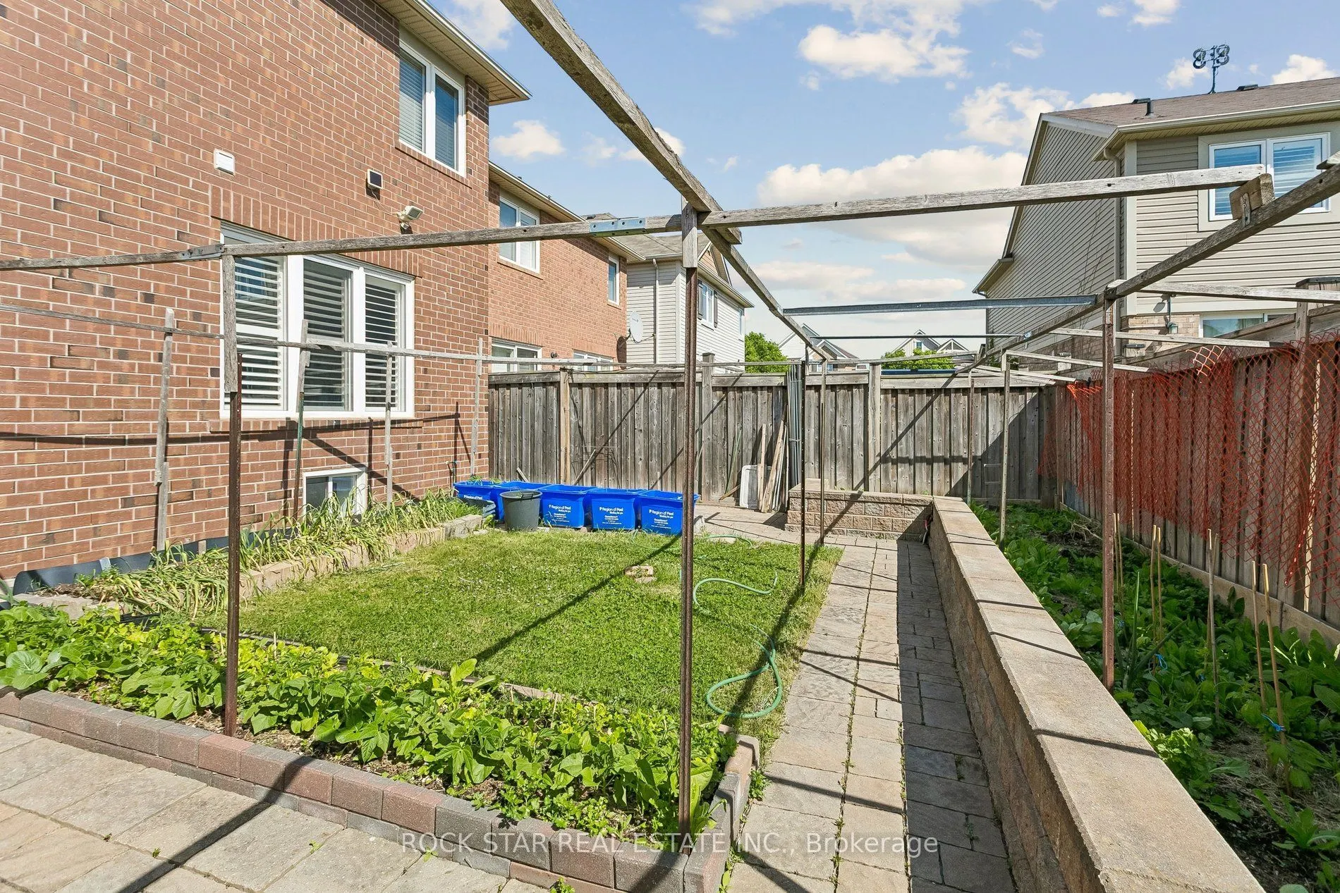 10 Klemscott Road