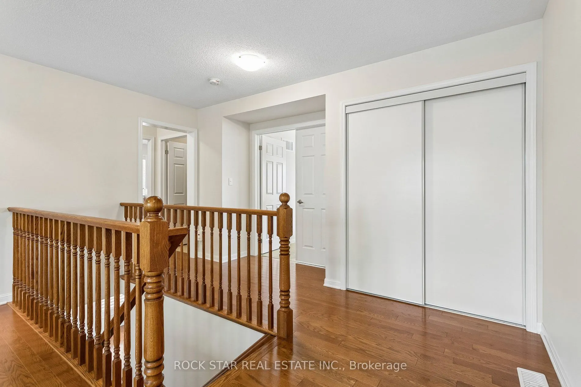10 Klemscott Road