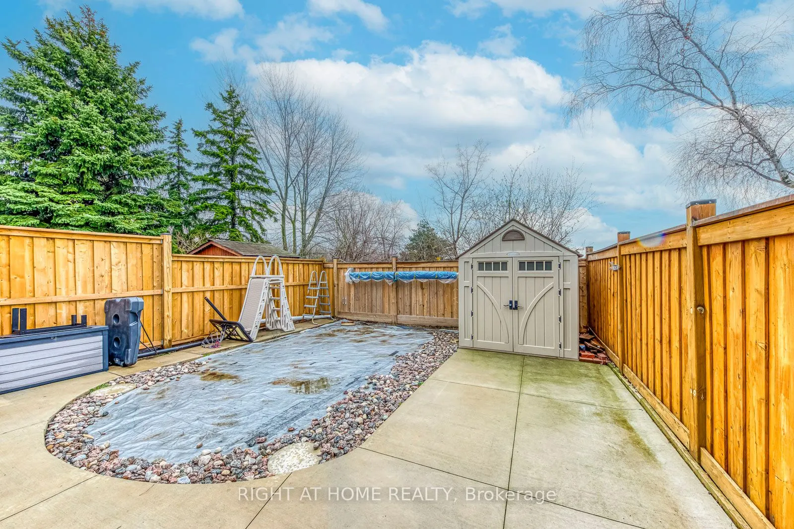 4164 Forest Fire Crescent