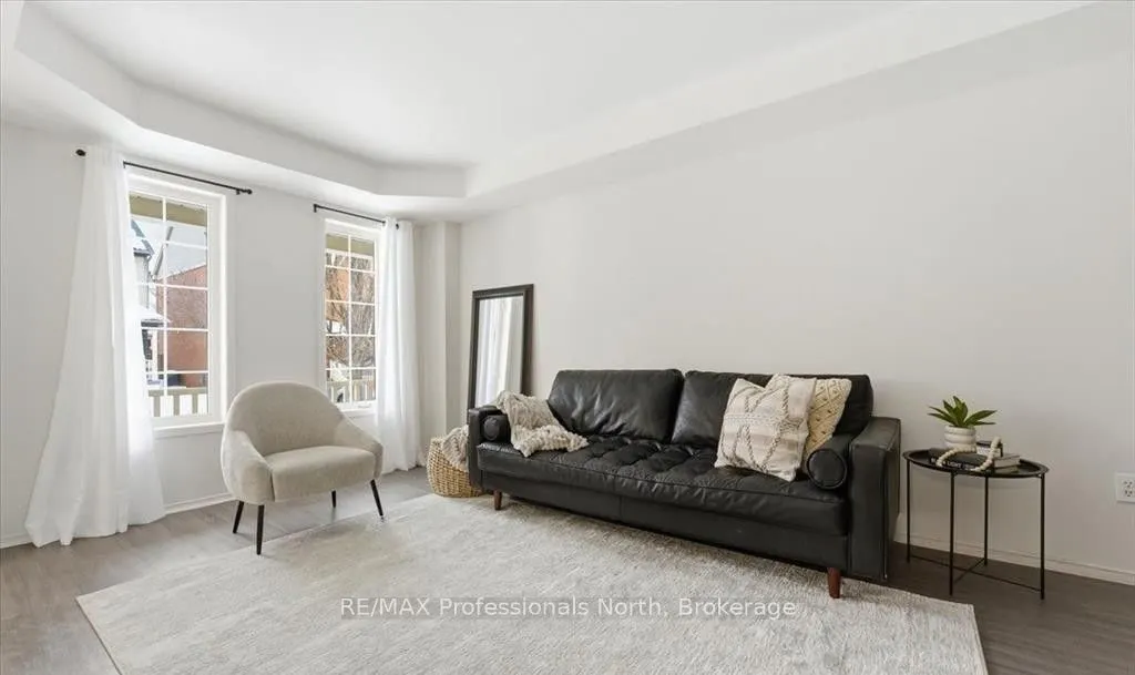 98 Roxton Road