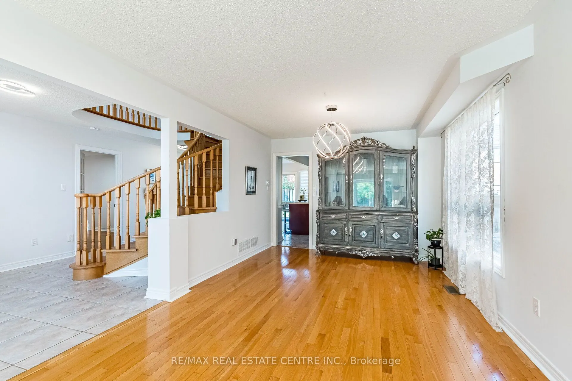 5343 Russell View Road