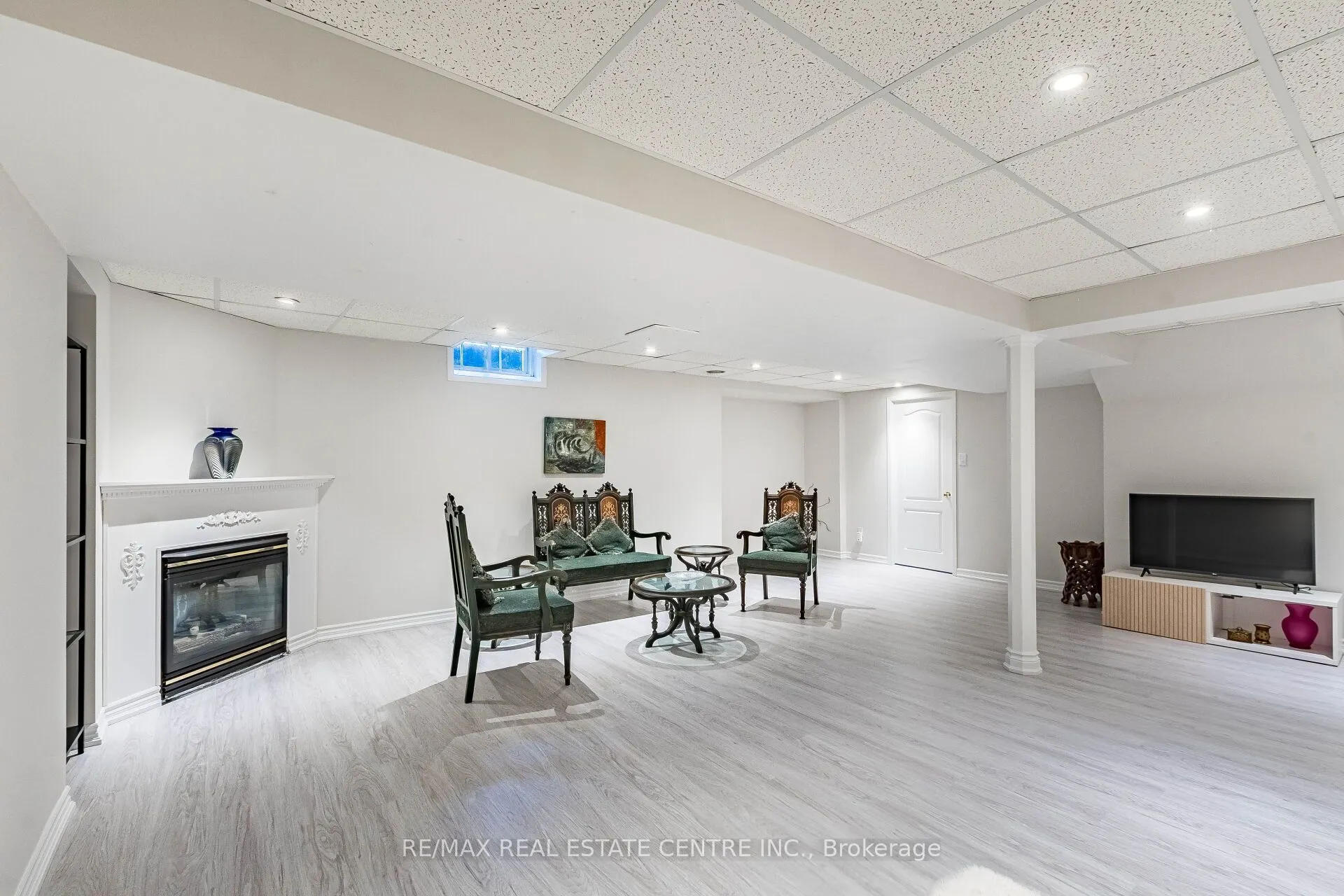 5343 Russell View Road