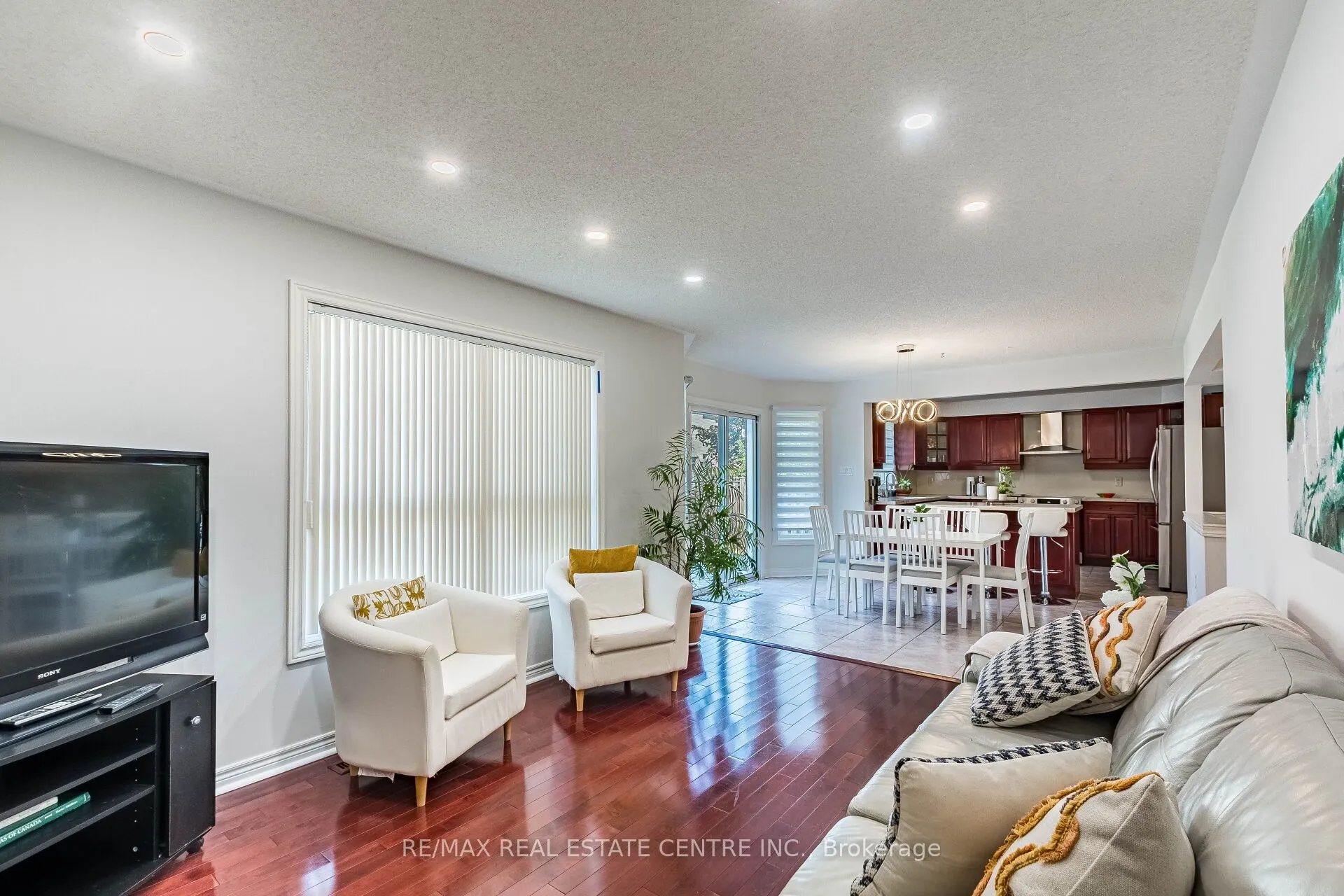5343 Russell View Road