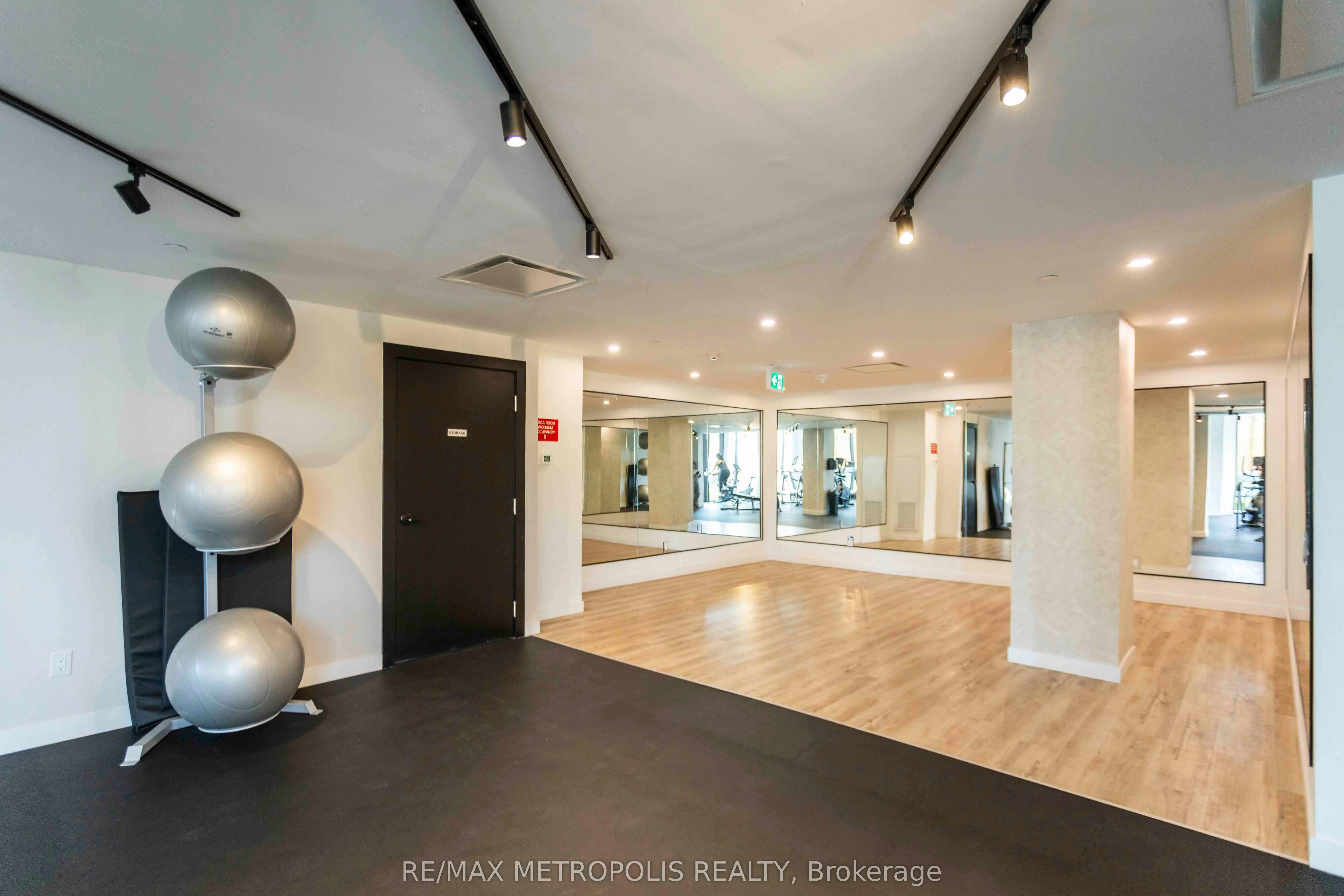 2300 St Clair Avenue W #308