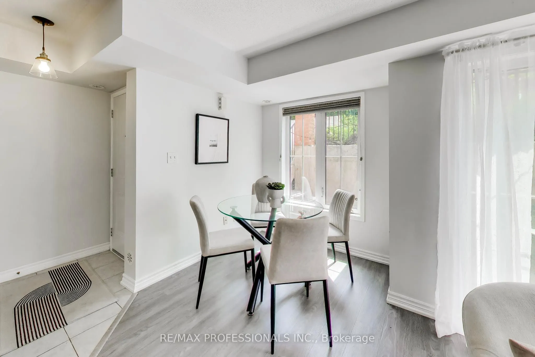 2460 Post Road #19
