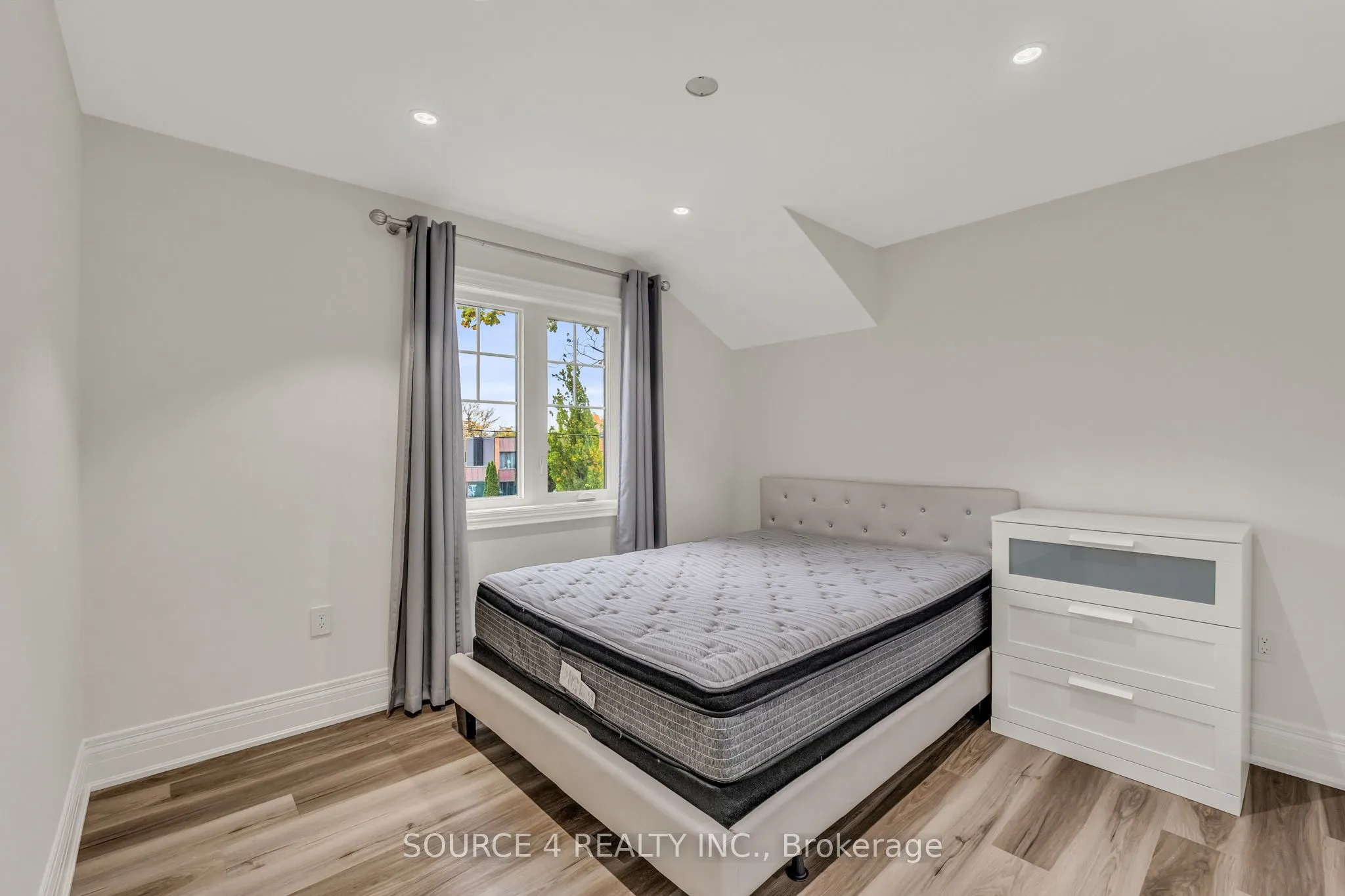 1409 Tansley Drive