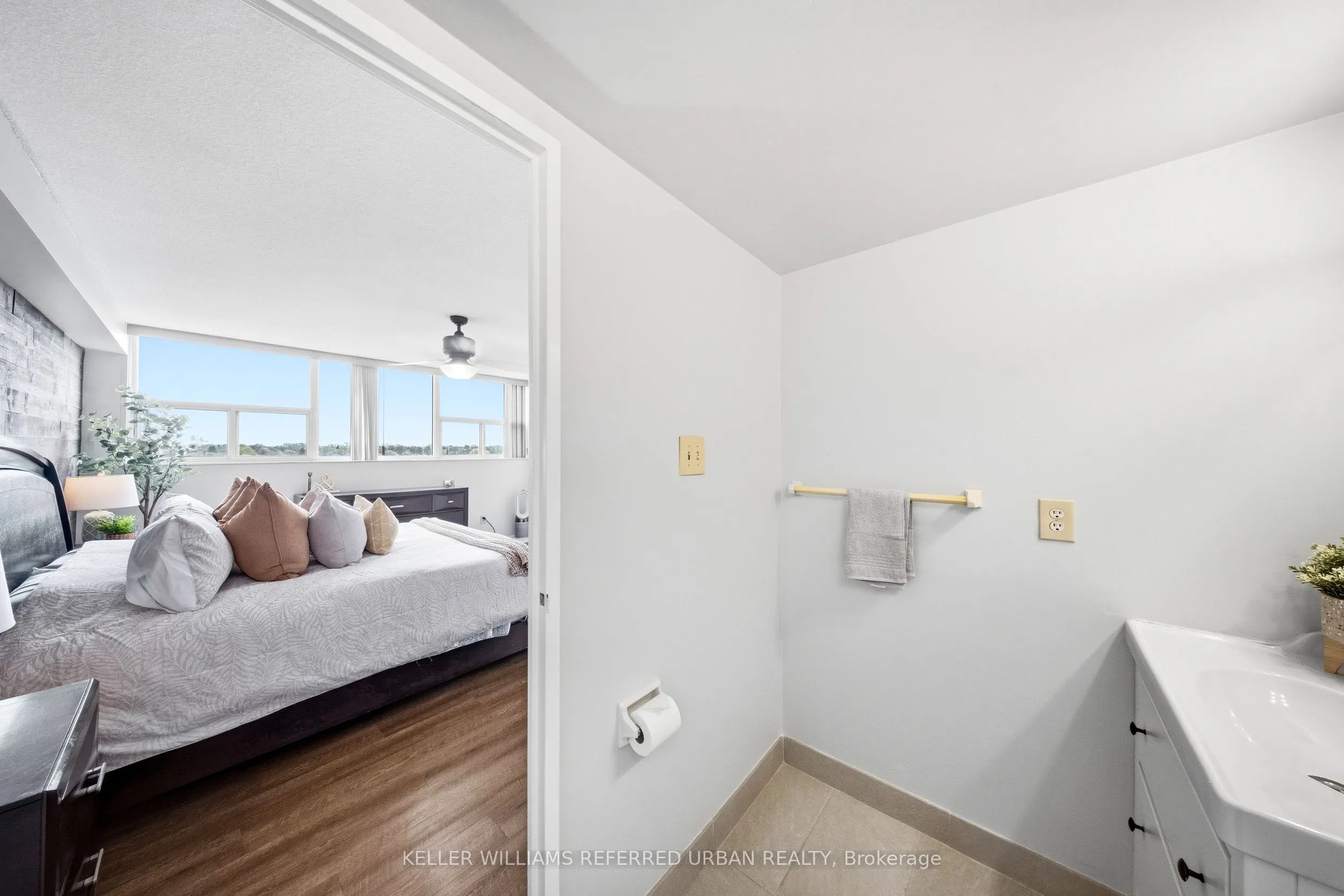 2130 Weston Road #1401