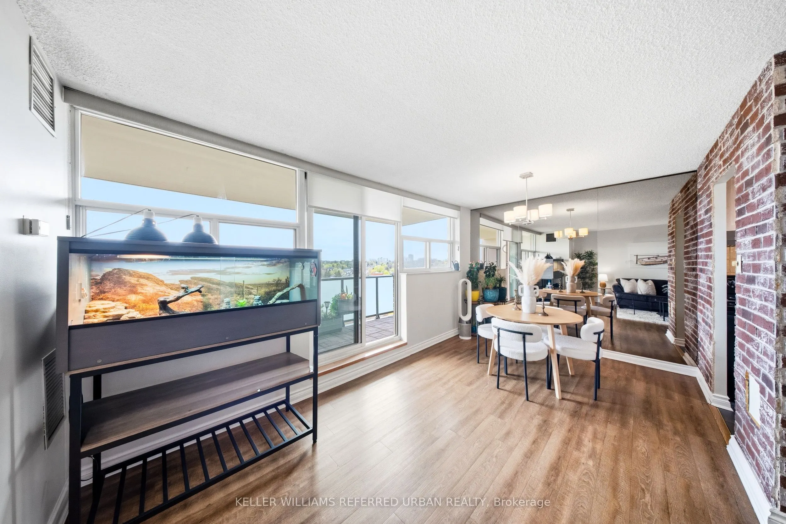 2130 Weston Road #1401