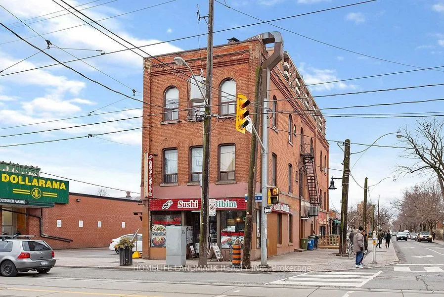 1347 Queen Street W