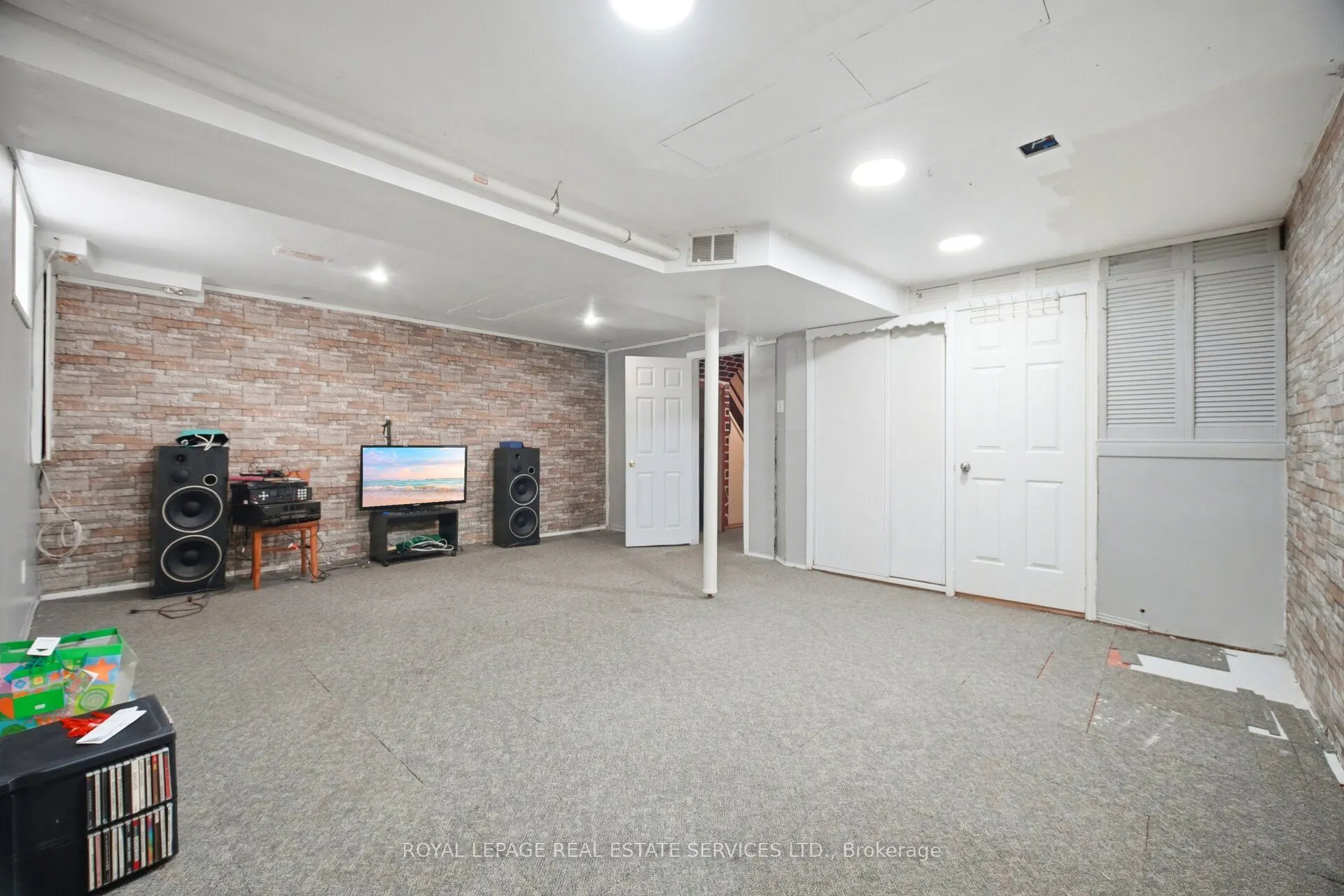 345 Meadows Boulevard #21
