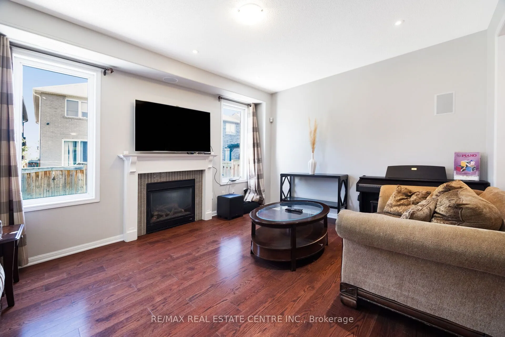 58 Seafair Crescent