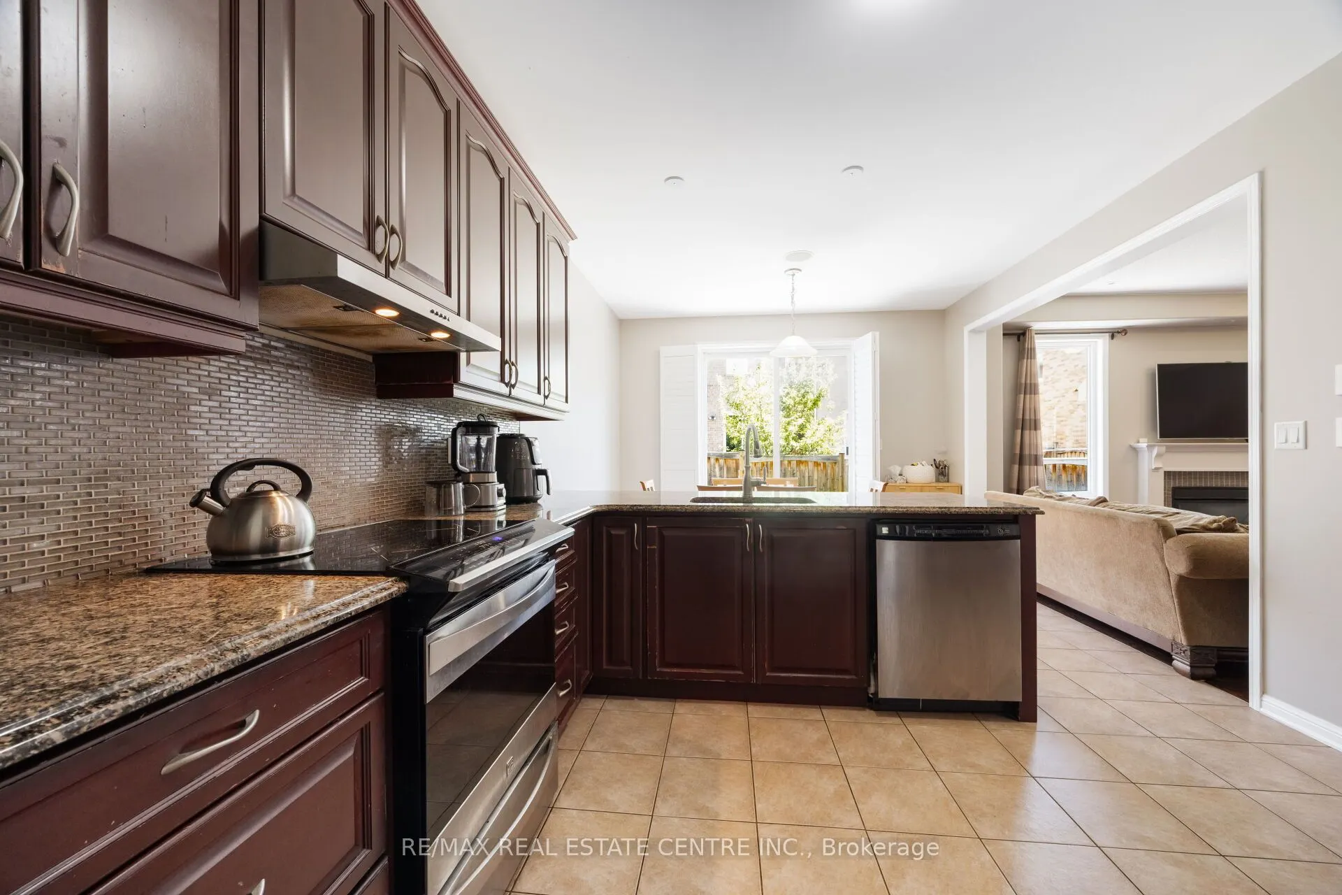 58 Seafair Crescent