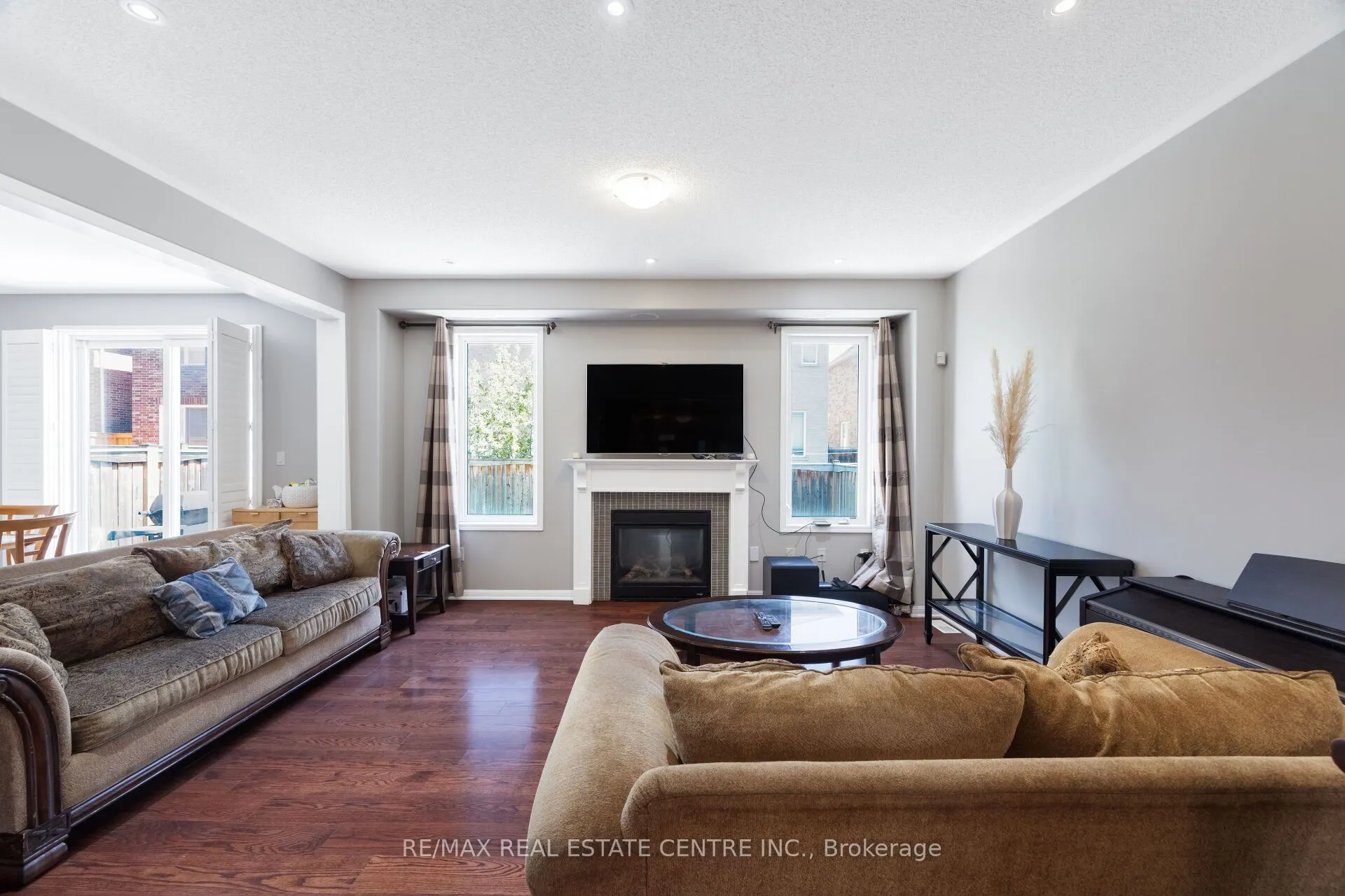 58 Seafair Crescent