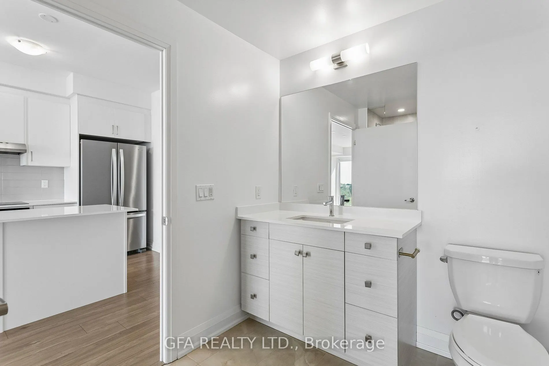 1035 Southdown Road #707
