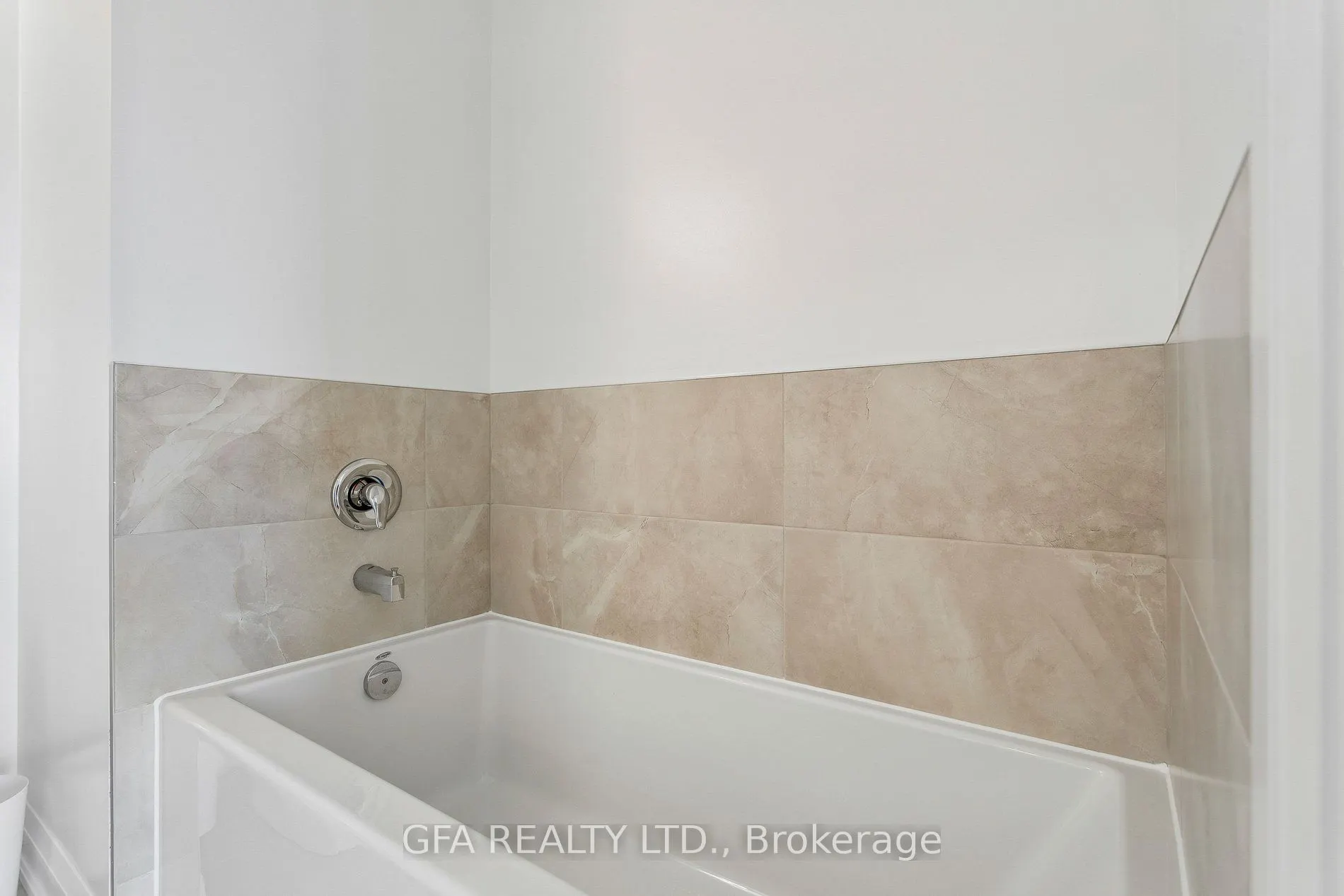 1035 Southdown Road #707