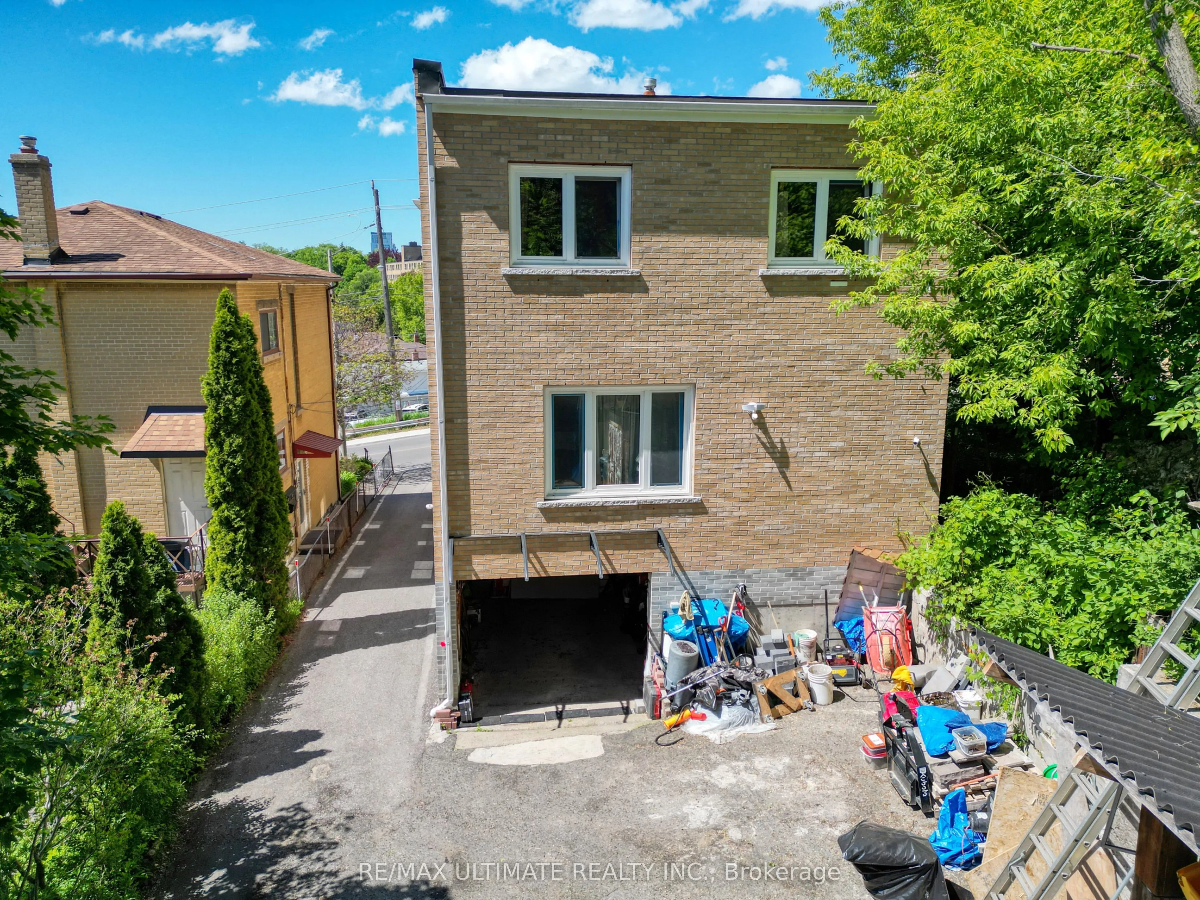 177 Varsity Road