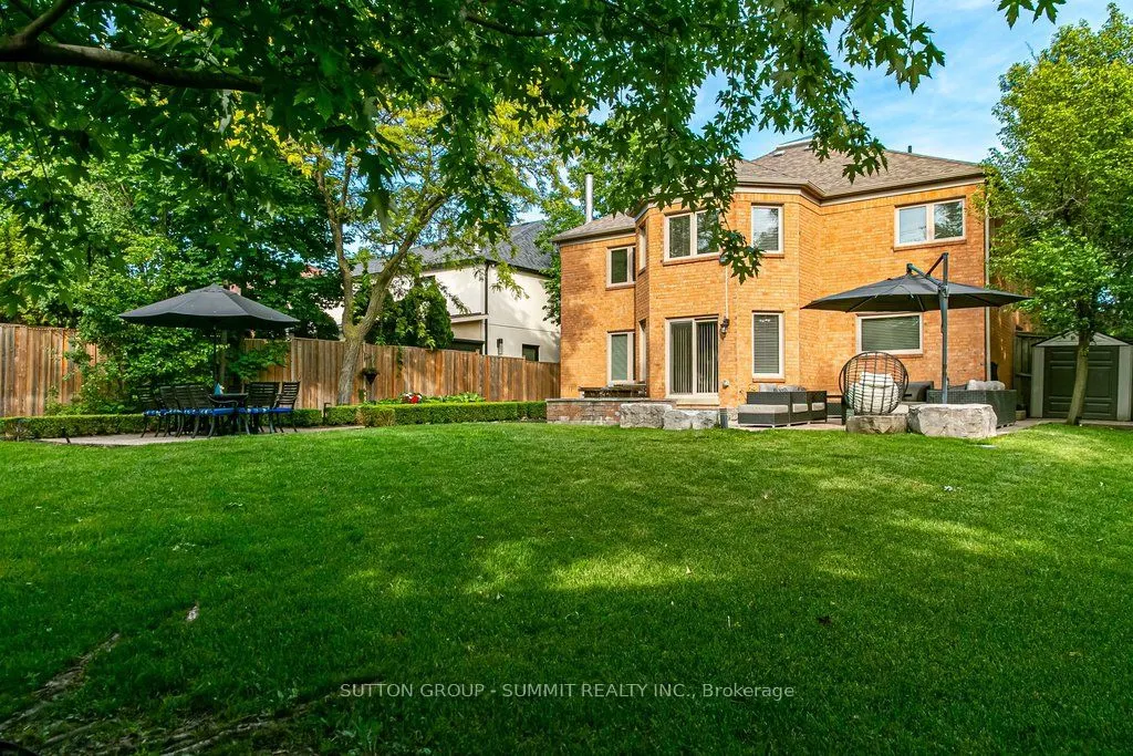 3739 St. Laurent Court