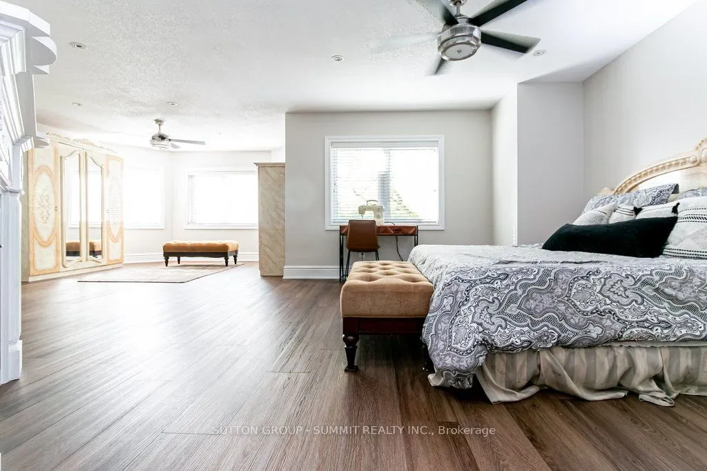3739 St. Laurent Court