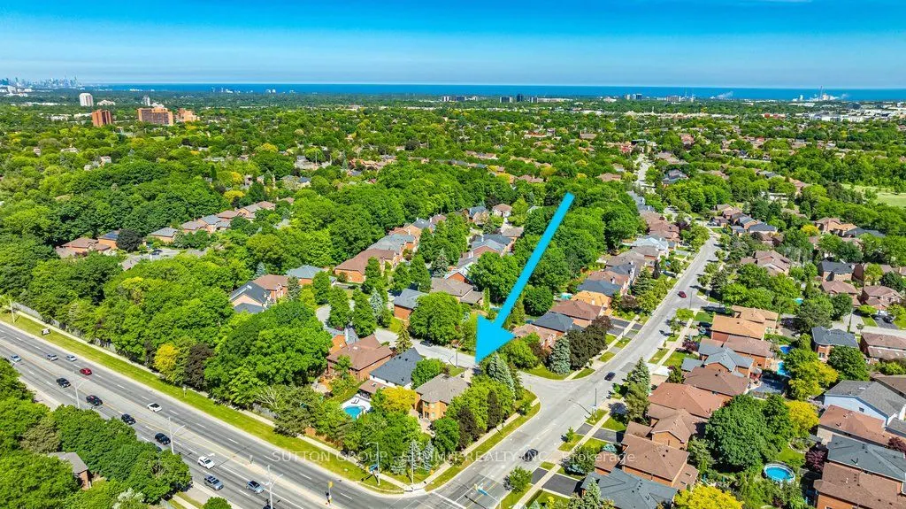 3739 St. Laurent Court