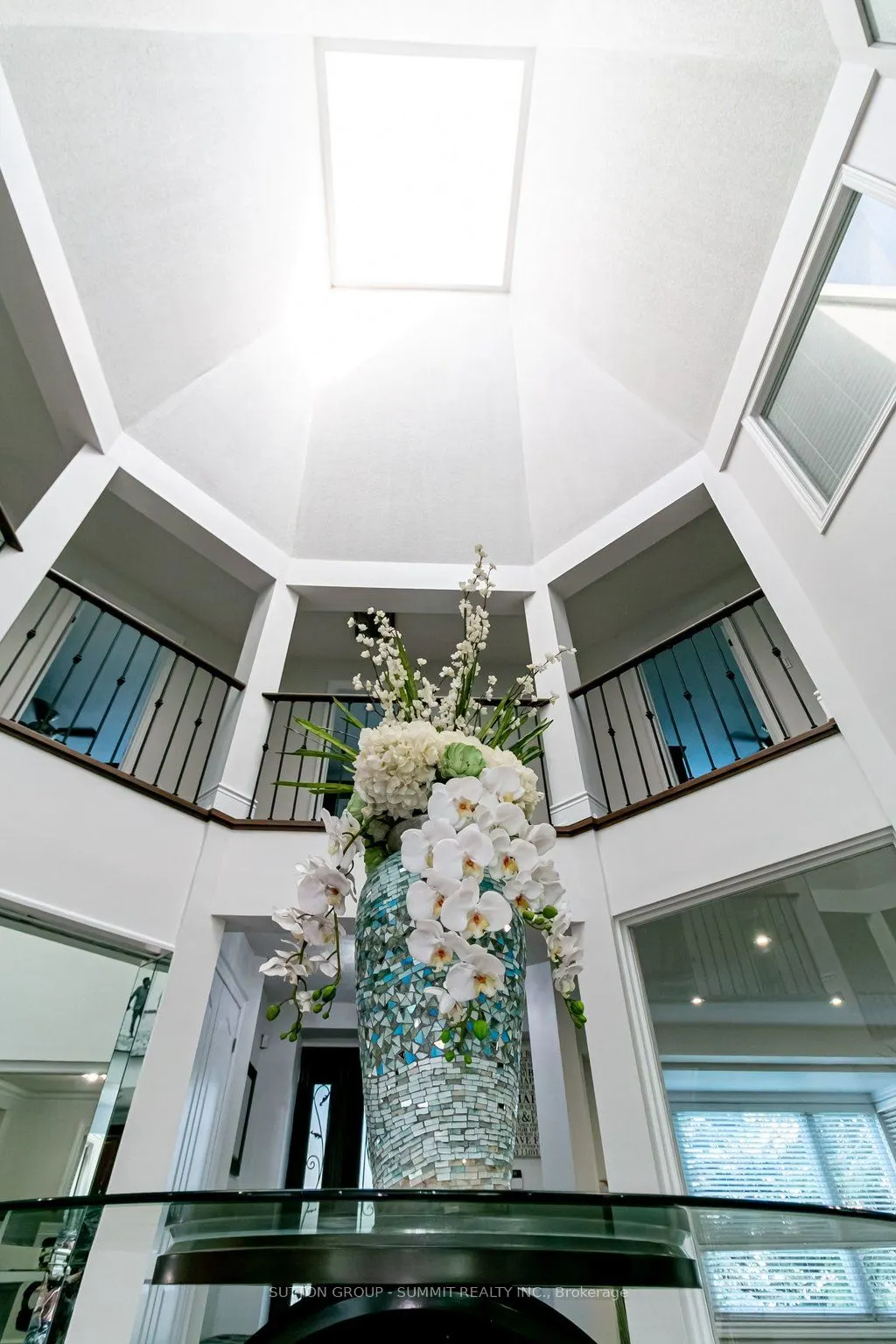 3739 St. Laurent Court