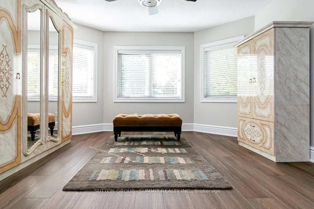 3739 St. Laurent Court