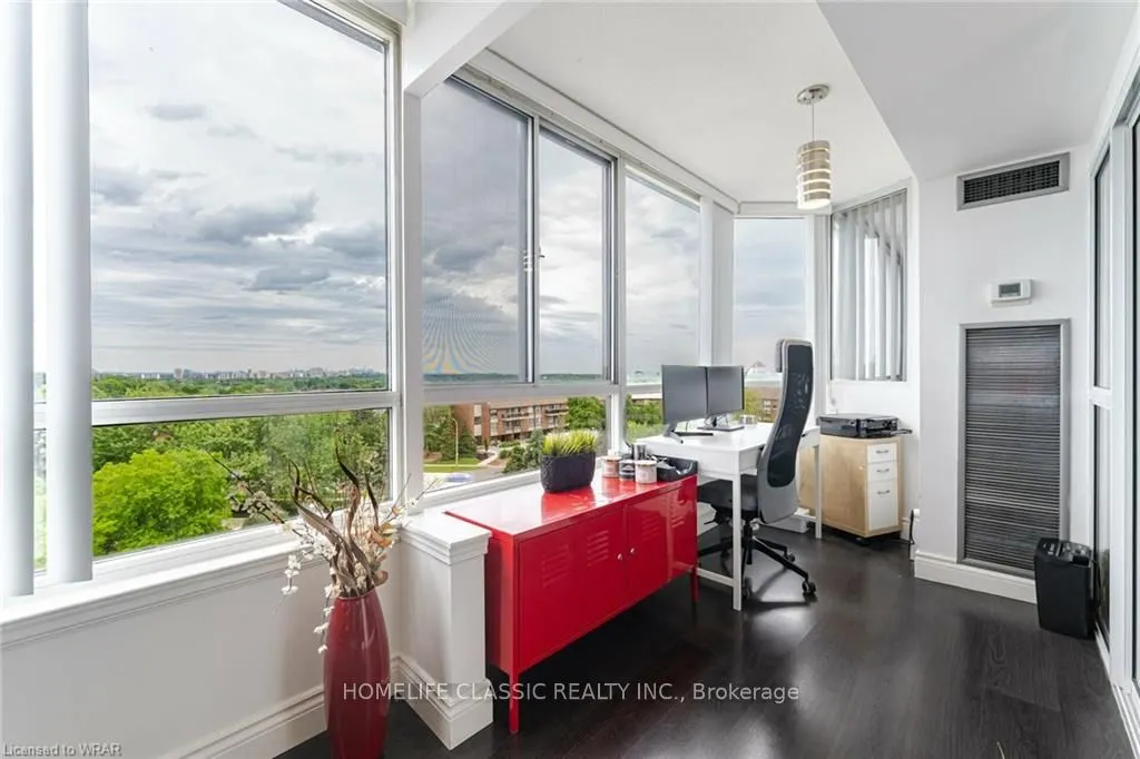 1001 Cedarglen Gate #617