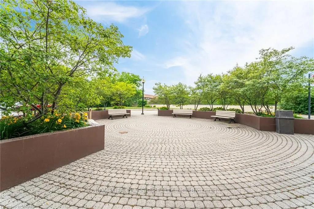 1001 Cedarglen Gate #617