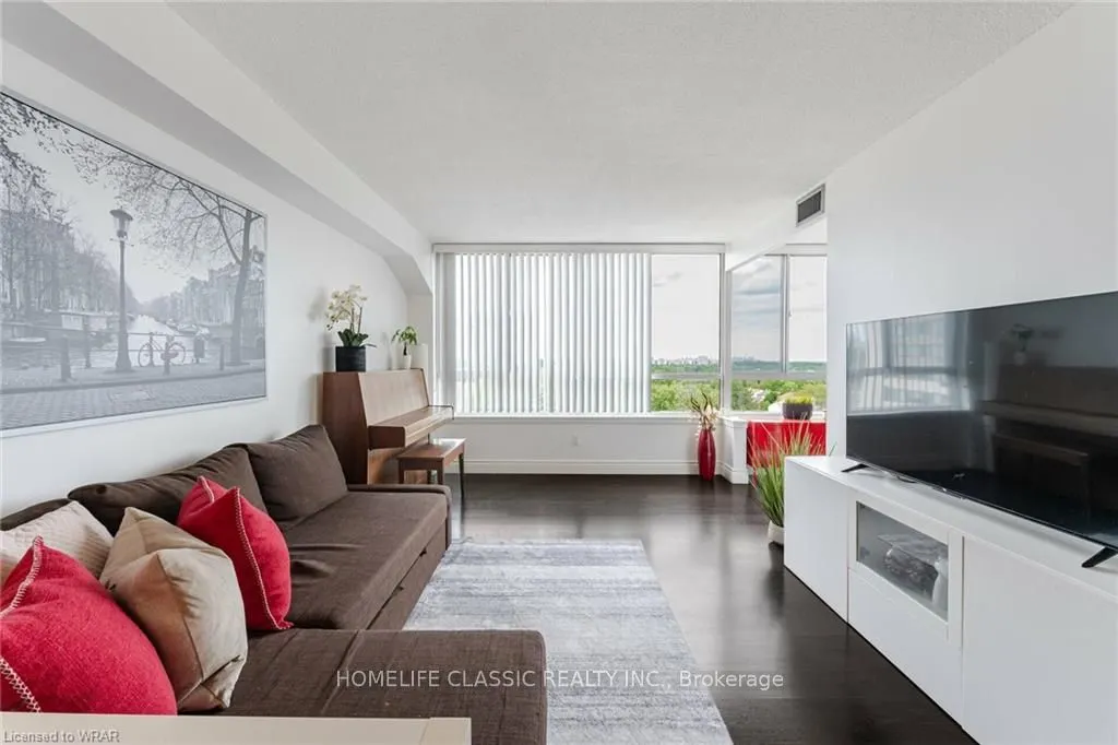 1001 Cedarglen Gate #617