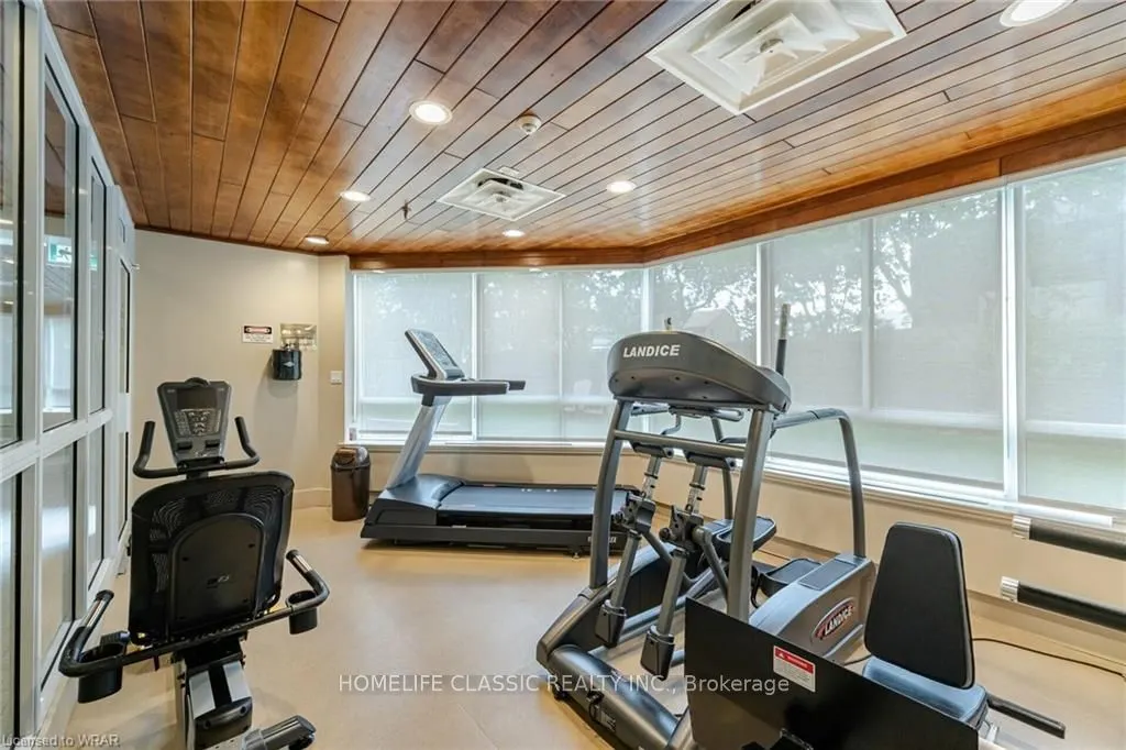 1001 Cedarglen Gate #617